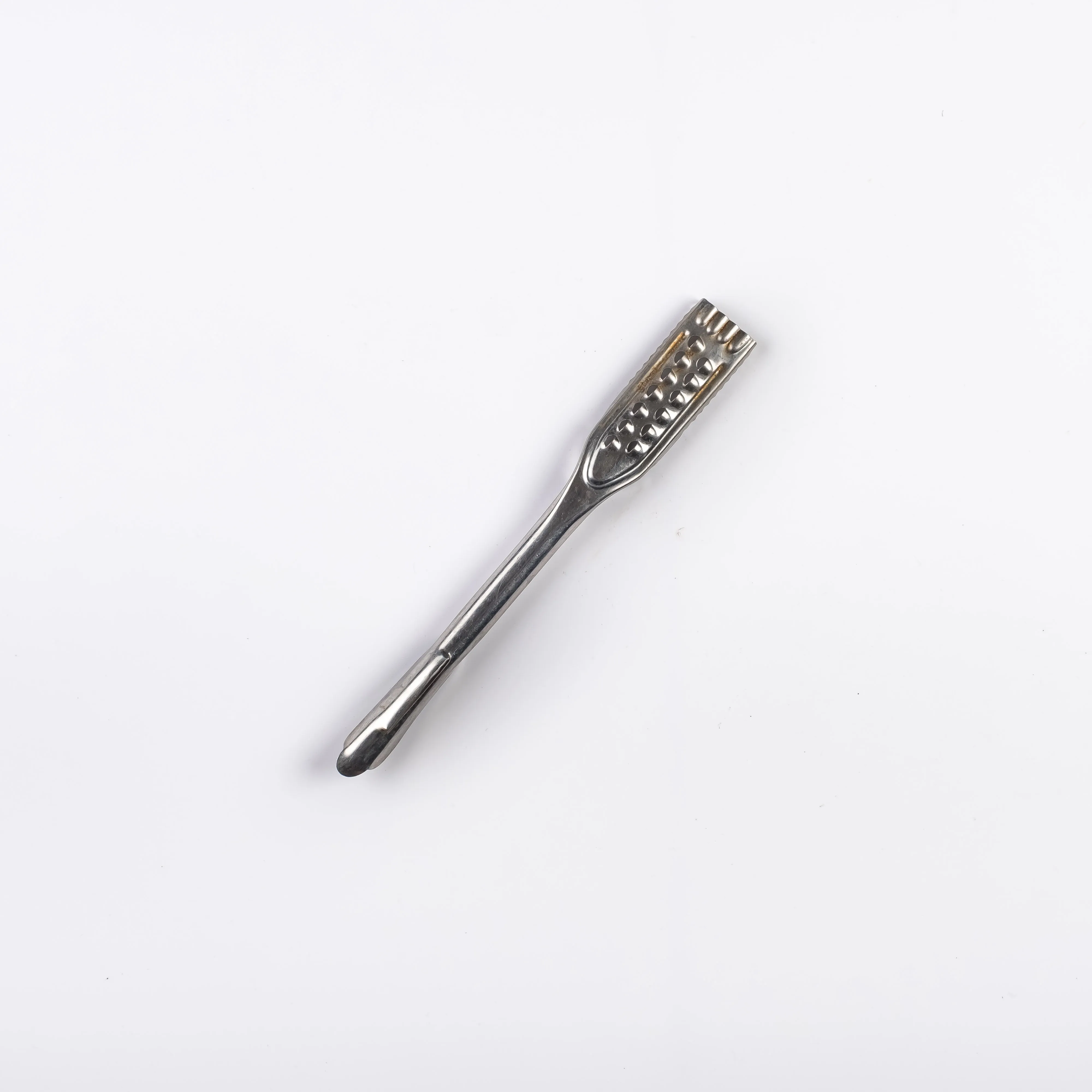 UT21-0083 - Silver Metal Grater - 8" (L)