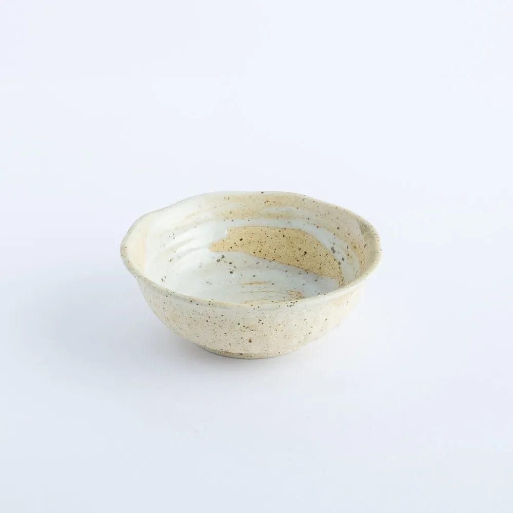 BW20-0139 - Beige White Ceramic Bowl - 5" 1.75" (DH)