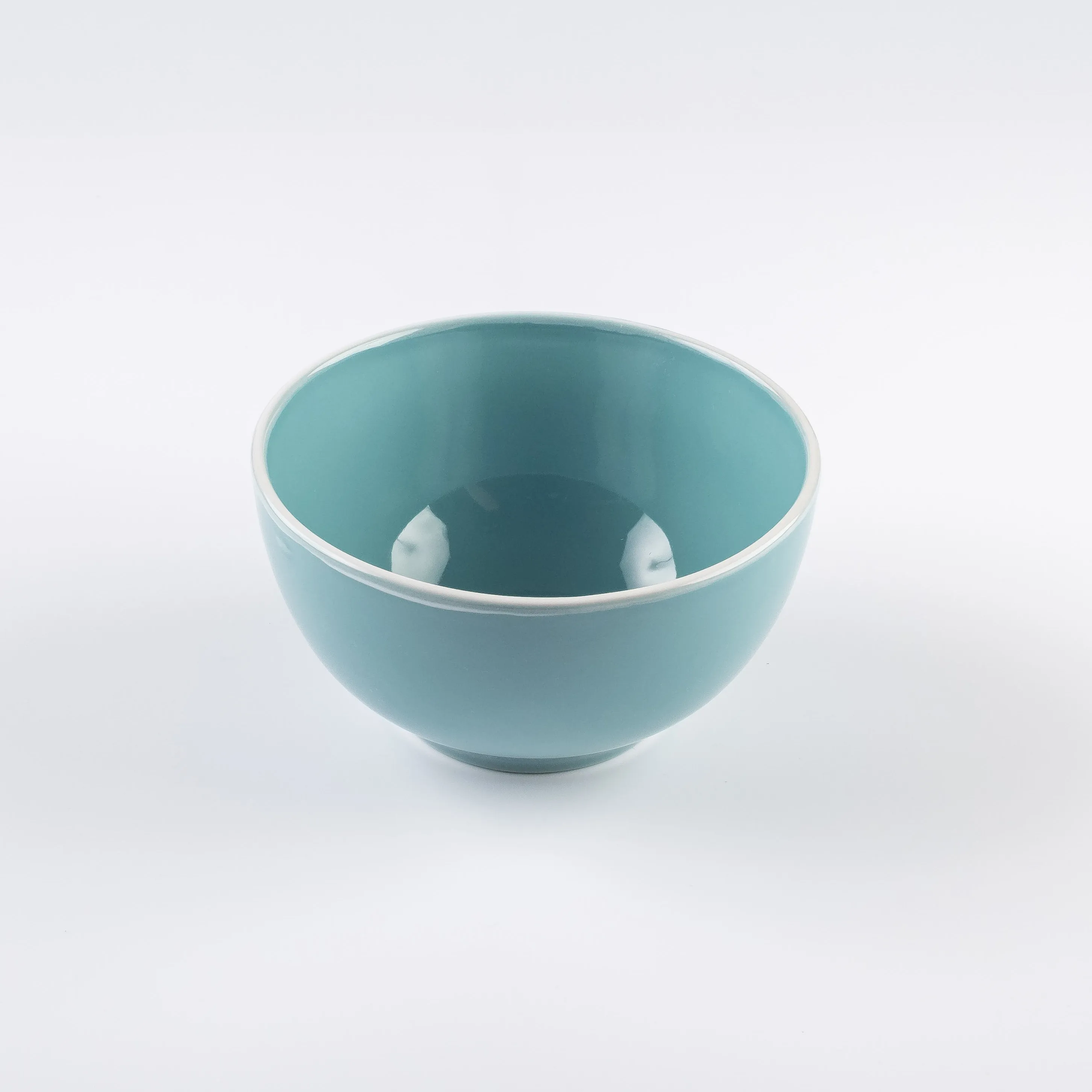 BW21-0397 - Blue White Ceramic Bowl - 5.5" 3" (DH)
