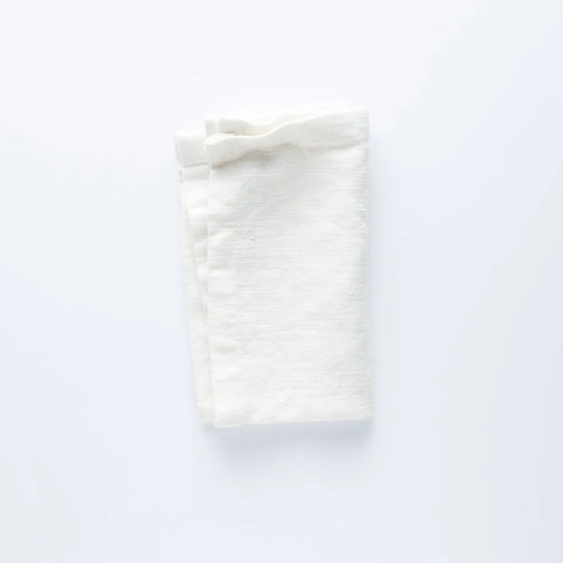 LN20-0008 - White Fabric Table napkin