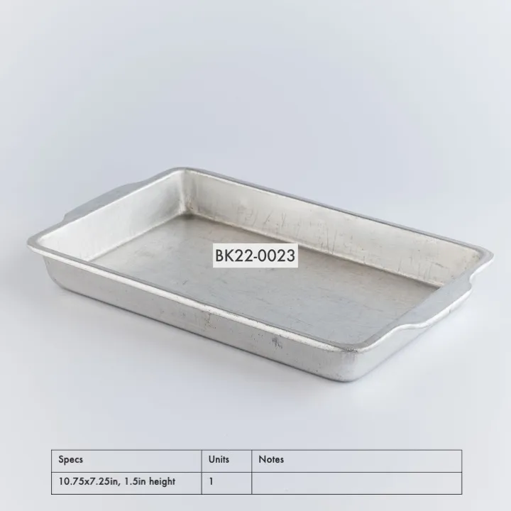 BK22-0023 - Silver Metal Baking pan - 10.75" 7.25" 1.5" (LWH)