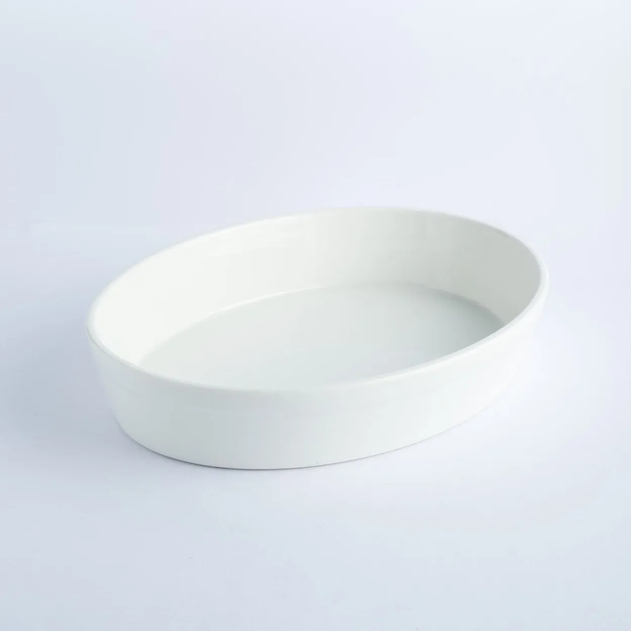 BW20-0318 - White Ceramic Casserole - 10" 7.75" 2" (LWH)