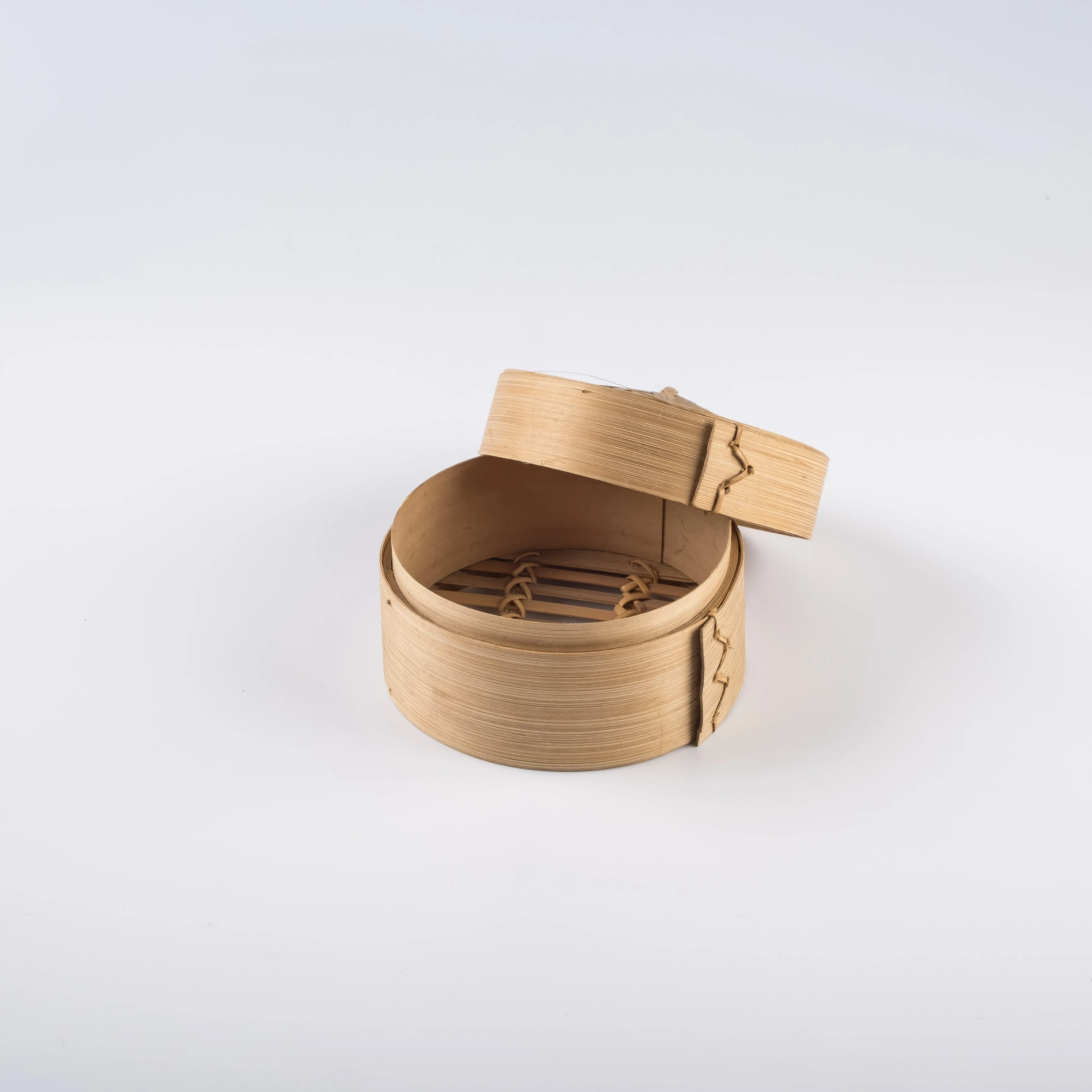 WW21-0036 - Brown Wood Basket - 5.25" 3.25" (DH)