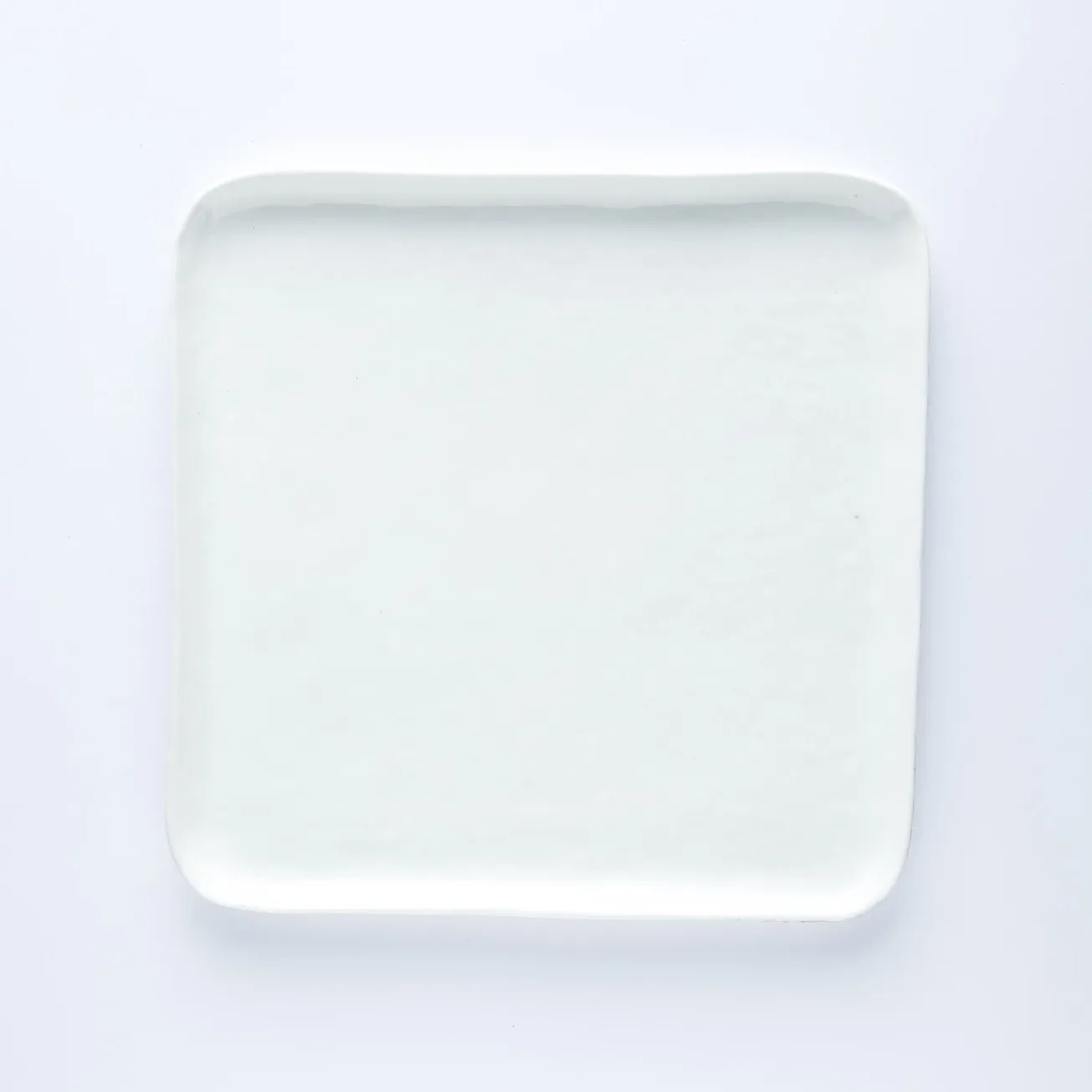 PL20-0141 - White Ceramic Plate - 8.5" 8.5" (LW)