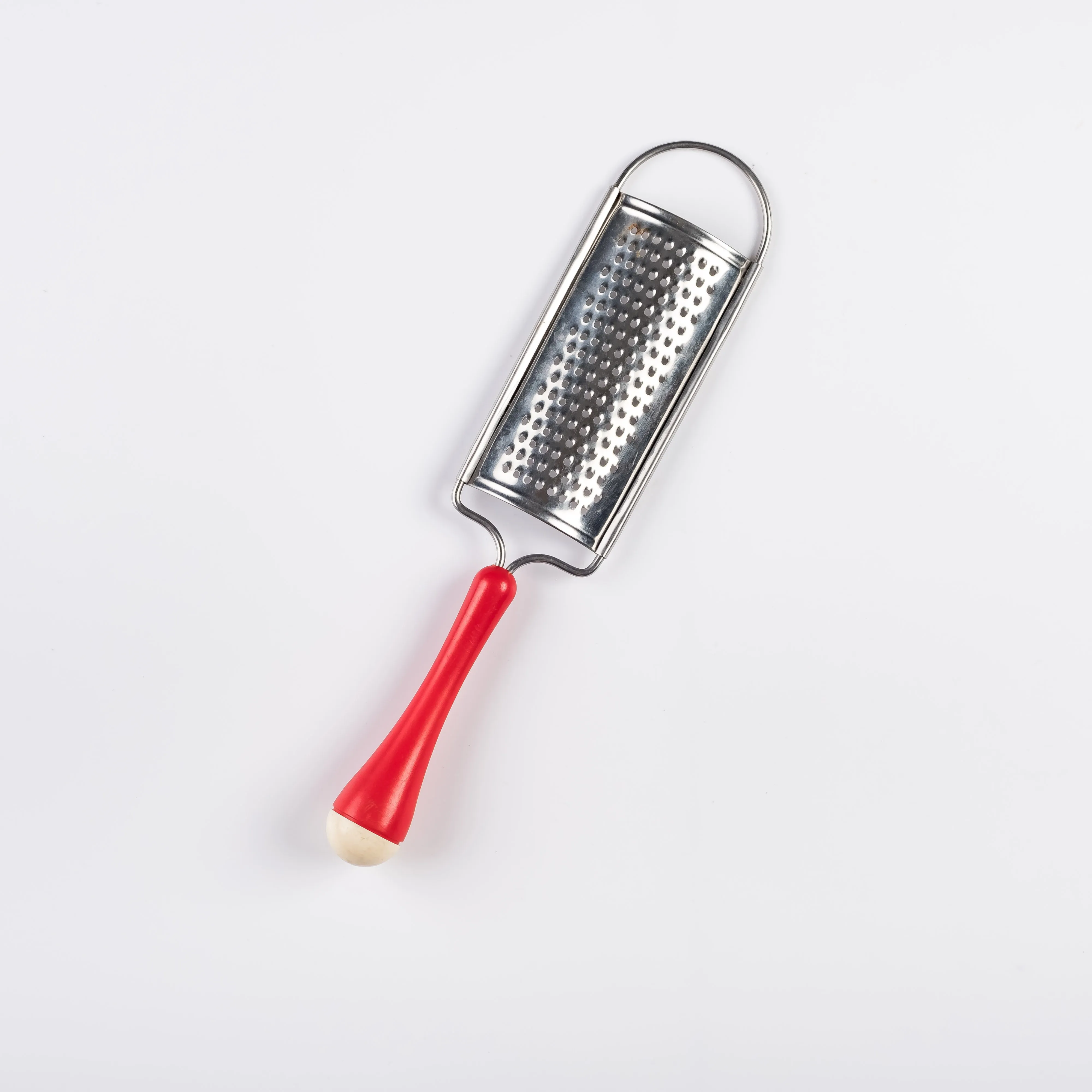 UT21-0137 - Silver Red Metal Grater - 11.25" (L)