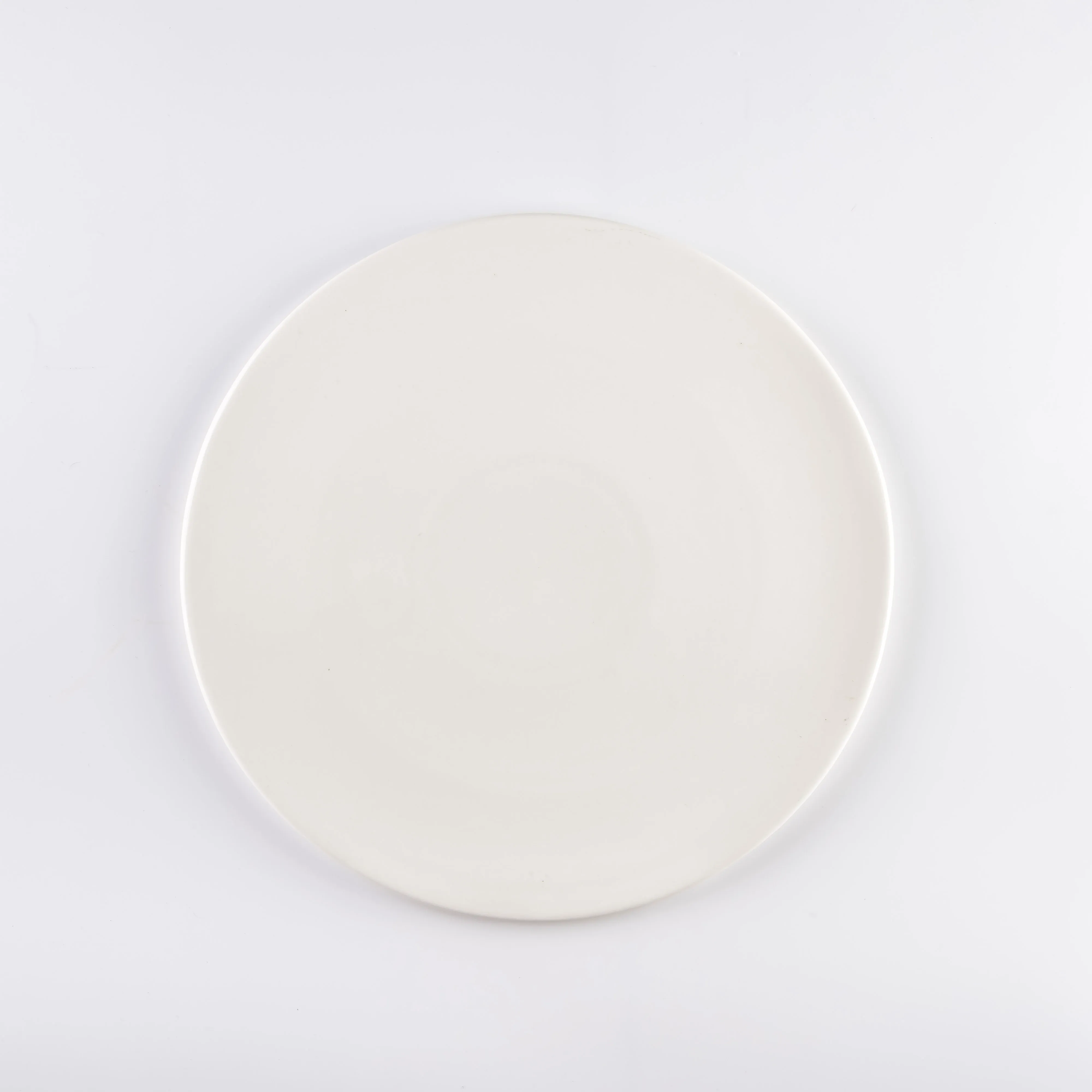 PL21-0195 - White Ceramic Plate - 12" (D)