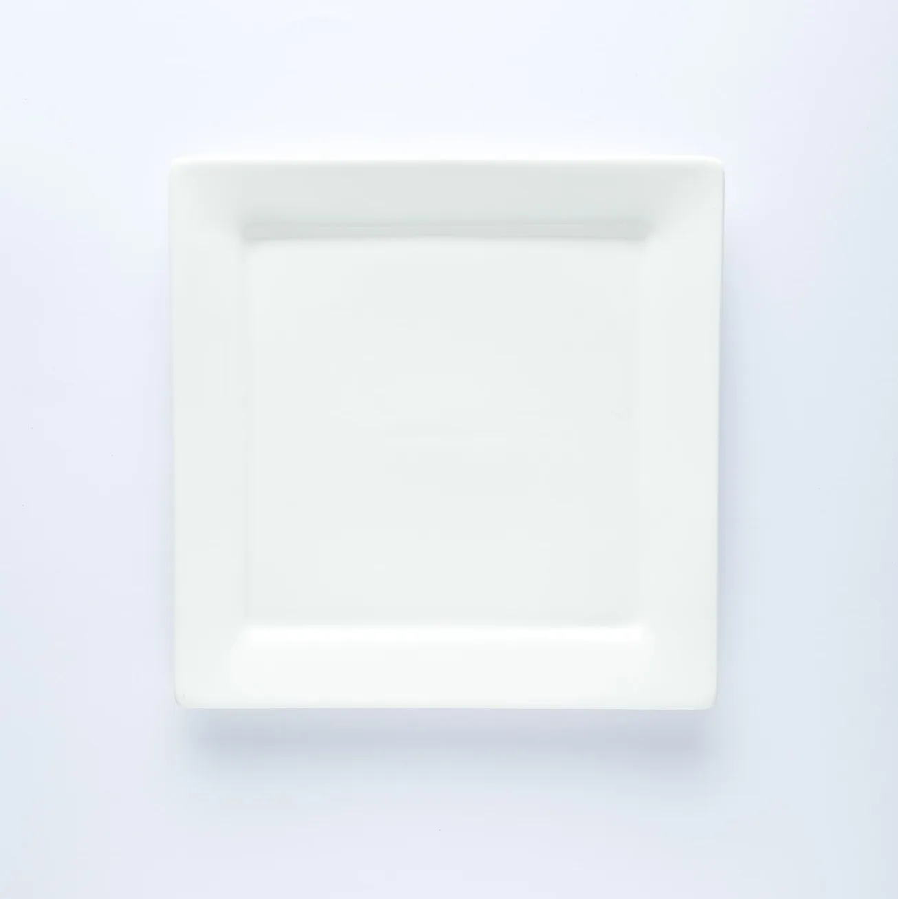 PL20-0140 - White Ceramic Plate - 8.25" 8.25" (LW)
