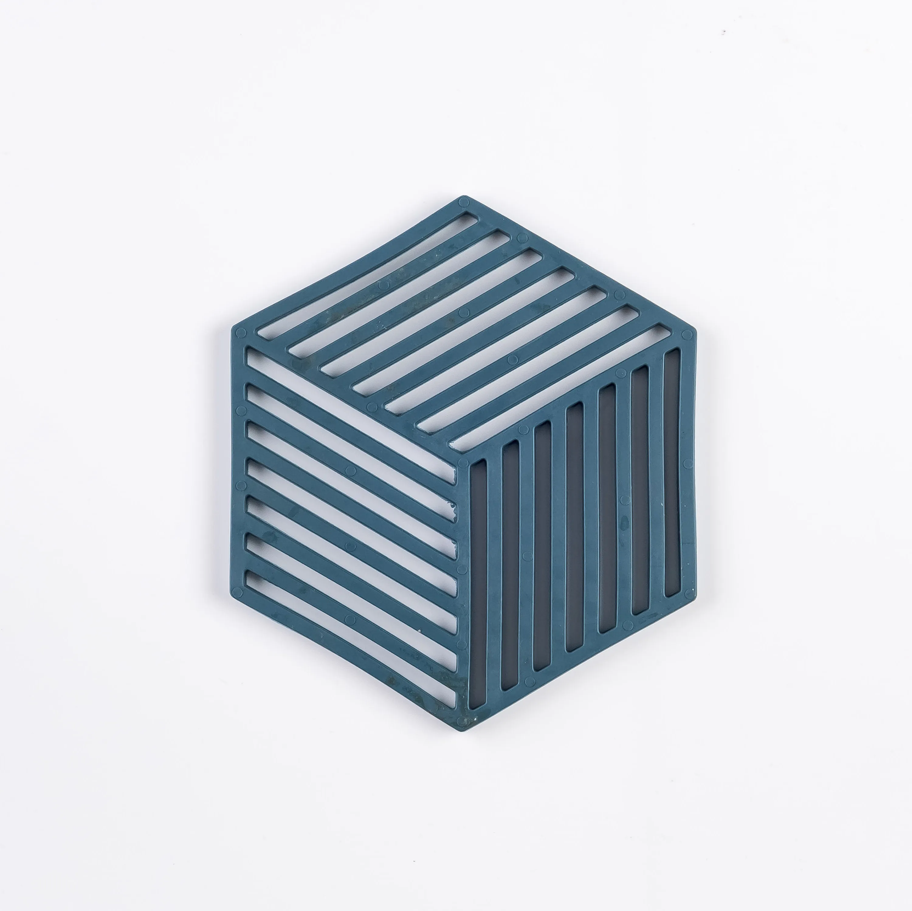 AC21-0038 - Blue Rubber Trivet - 6.25" 5.5" (LW)