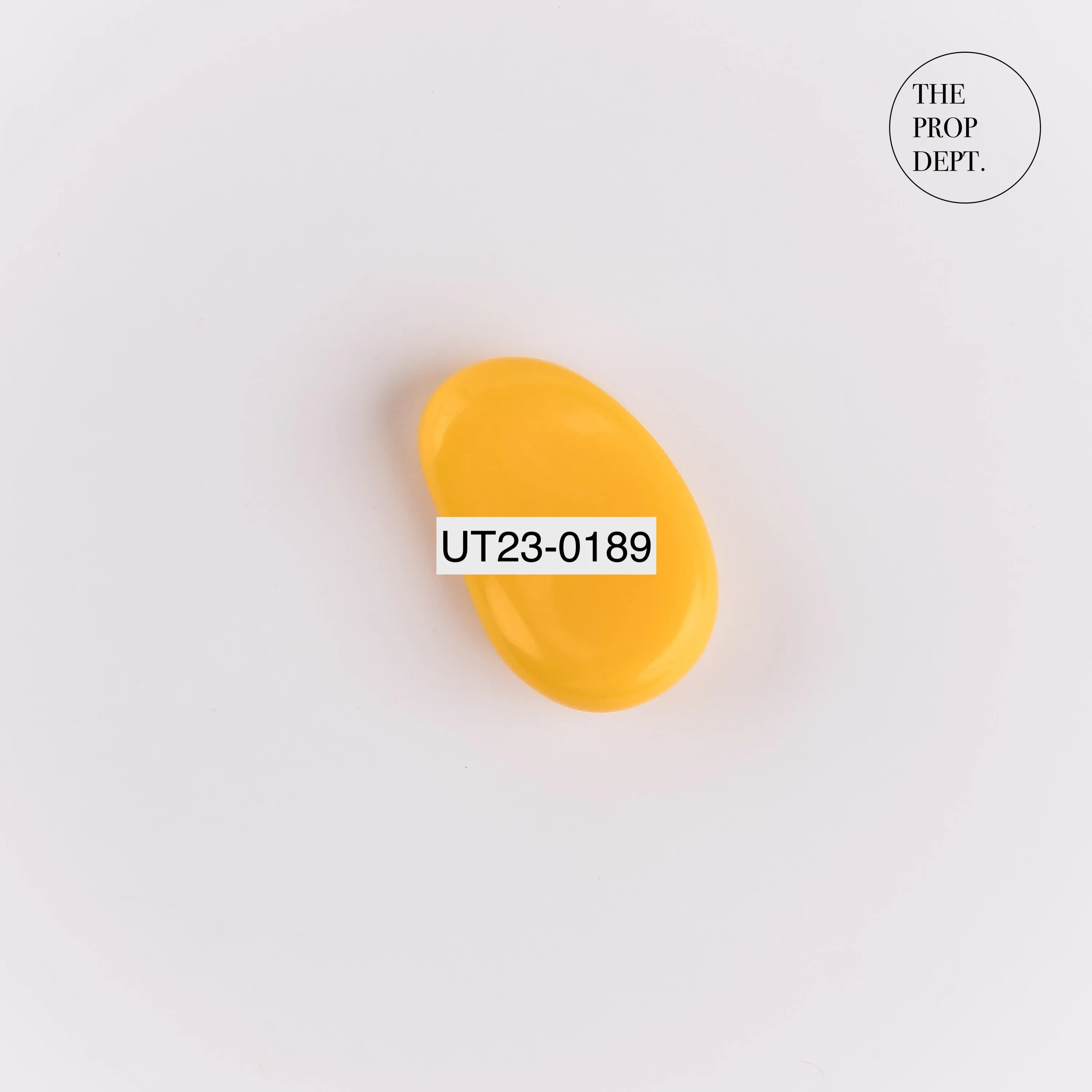 UT23-0189 - Yellow Plastic Chopsticks Holder - 1.5" 0.25" (WH)