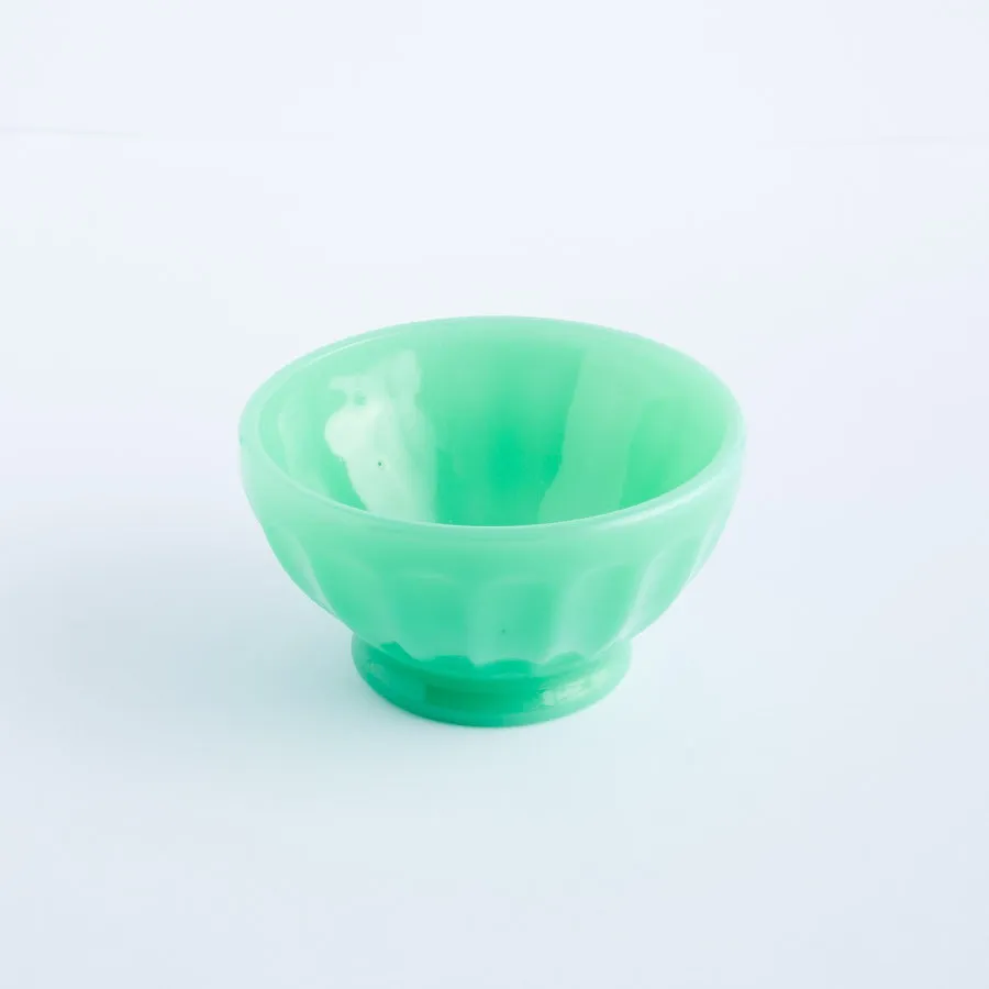 BW20-0088 - Green Glass Bowl - 4.75" 2.75" (DH)
