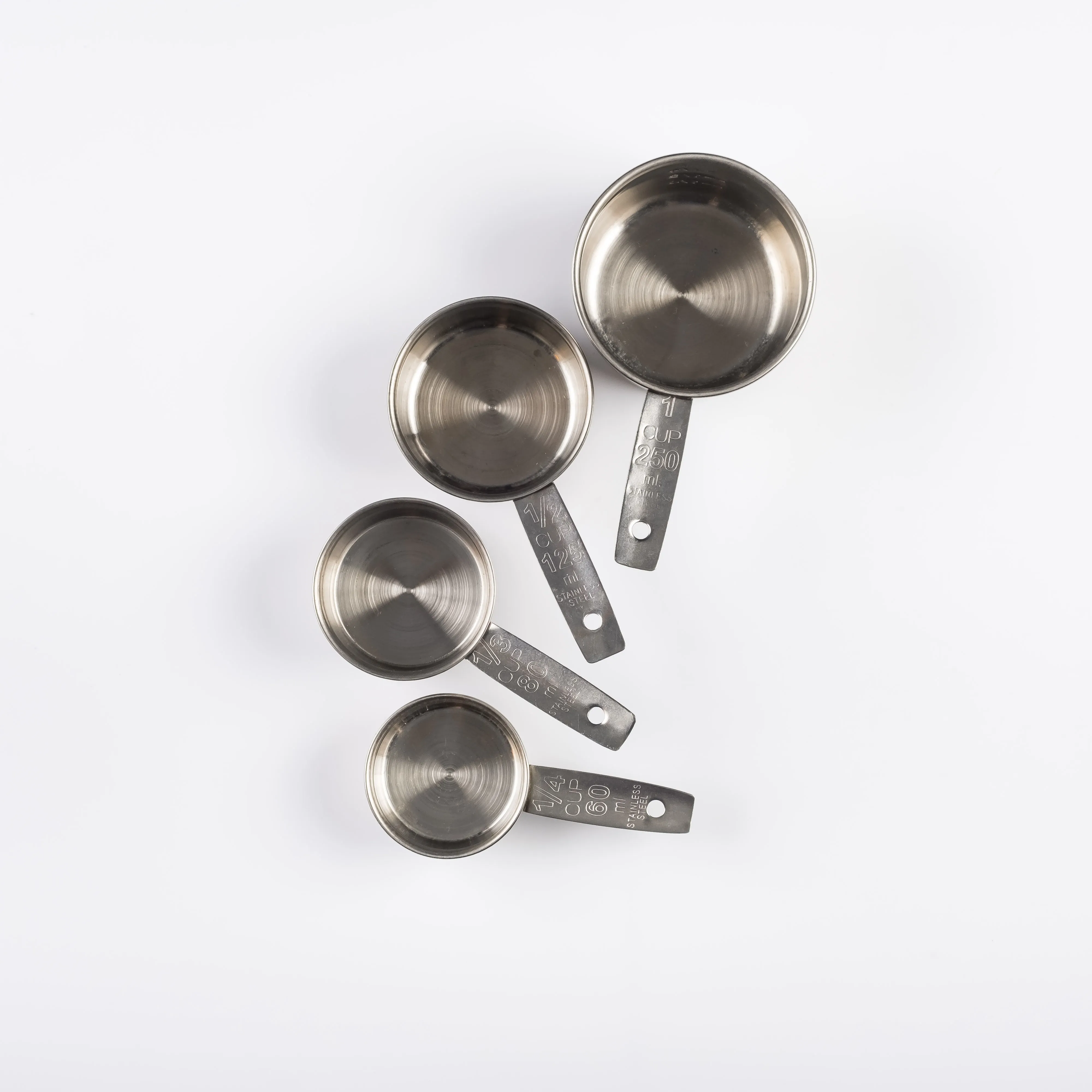 UT21-0125 - Silver Metal Measuring cups