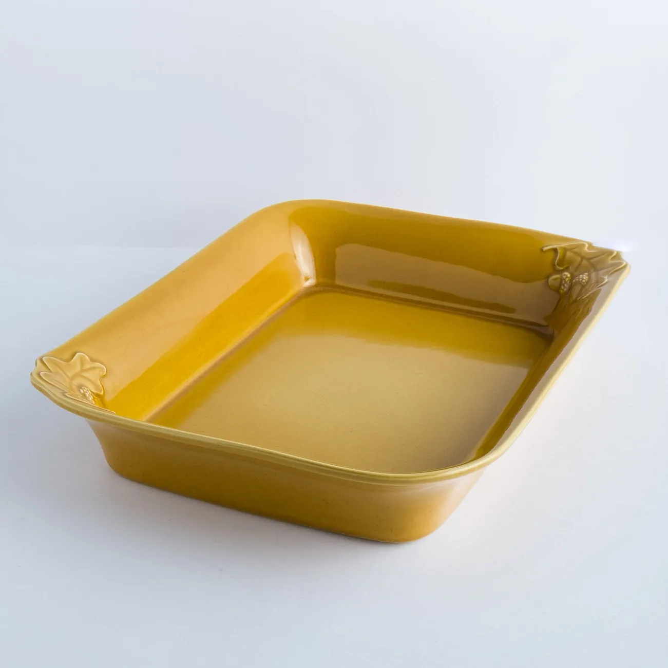 BW20-0311 - Yellow Ceramic Casserole - 14" 10.5" 2.5" (LWH)