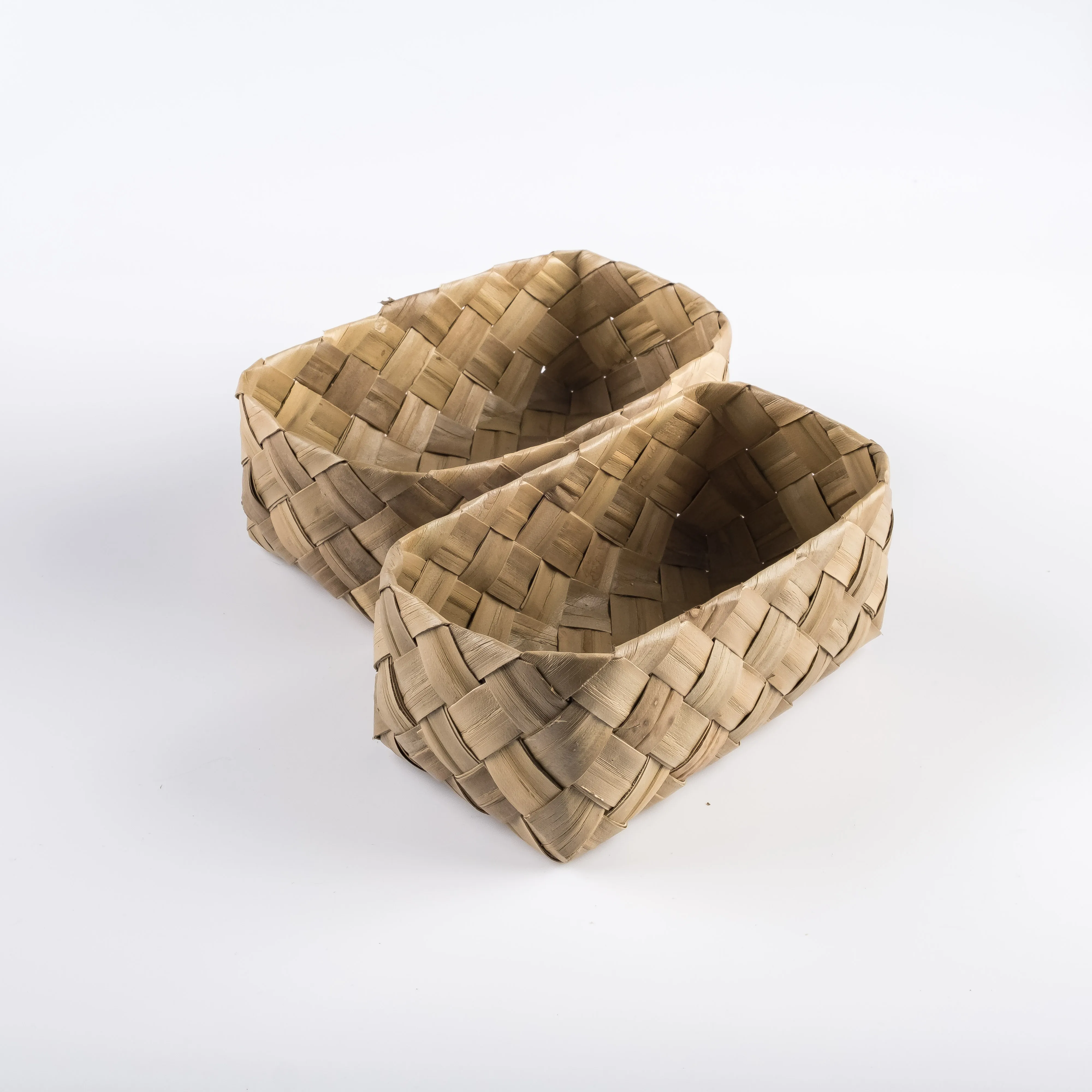 WW21-0055 - Brown Fiber Basket - 8.5" 4.5" 4" (LWH)