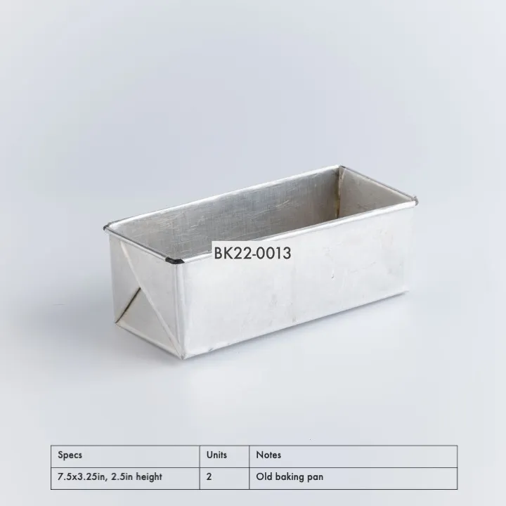 BK22-0013 - Silver Metal Baking pan - 7.5" 3.25" 2.5" (LWH)