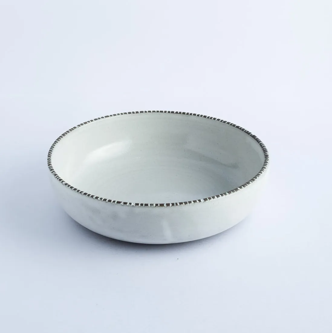 BW20-0269 - White Brown Ceramic Ulam Bowl - 8" 2" (DH)
