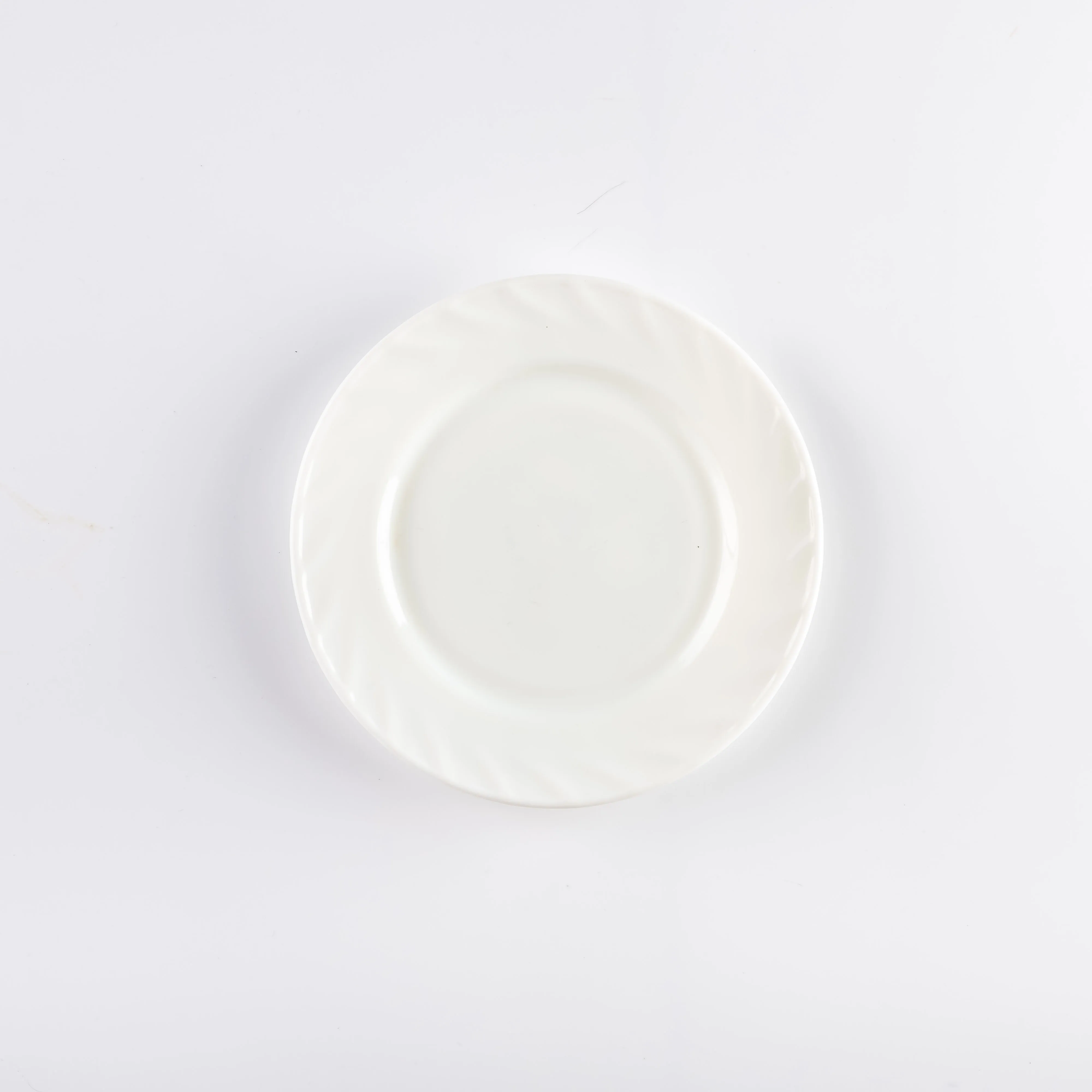 PL21-0211 - White Ceramic Plate - 6" (D)