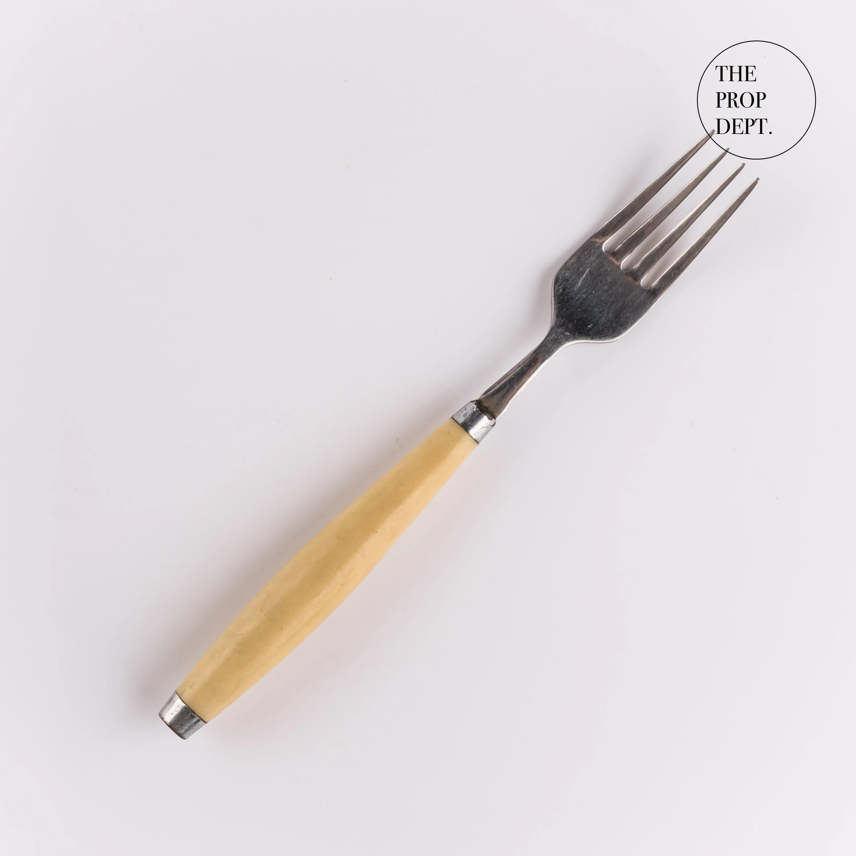 UT23-0279 - Yellow Metal Fork - 8.25" (L)