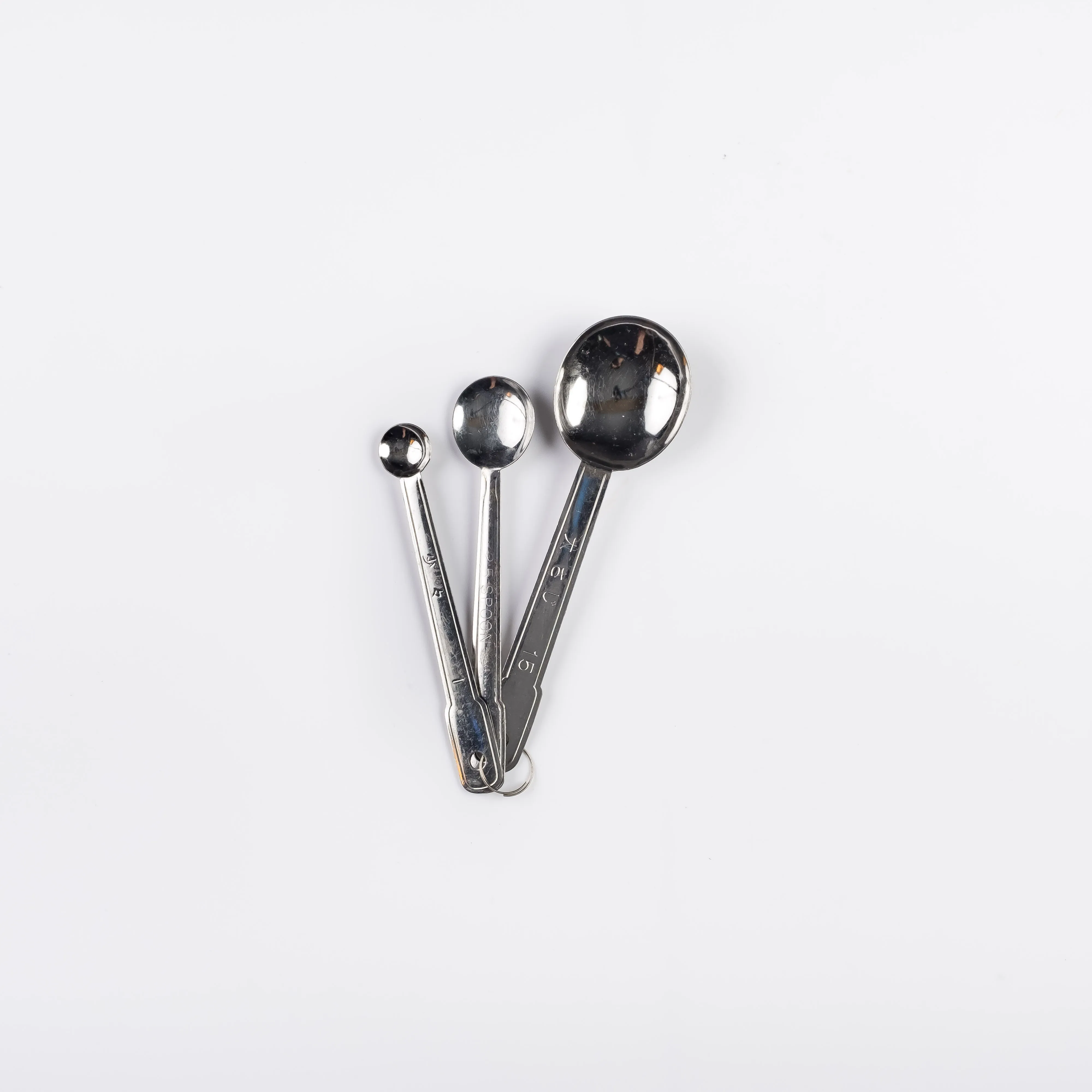 UT21-0130 - Silver Metal Measuring spoons