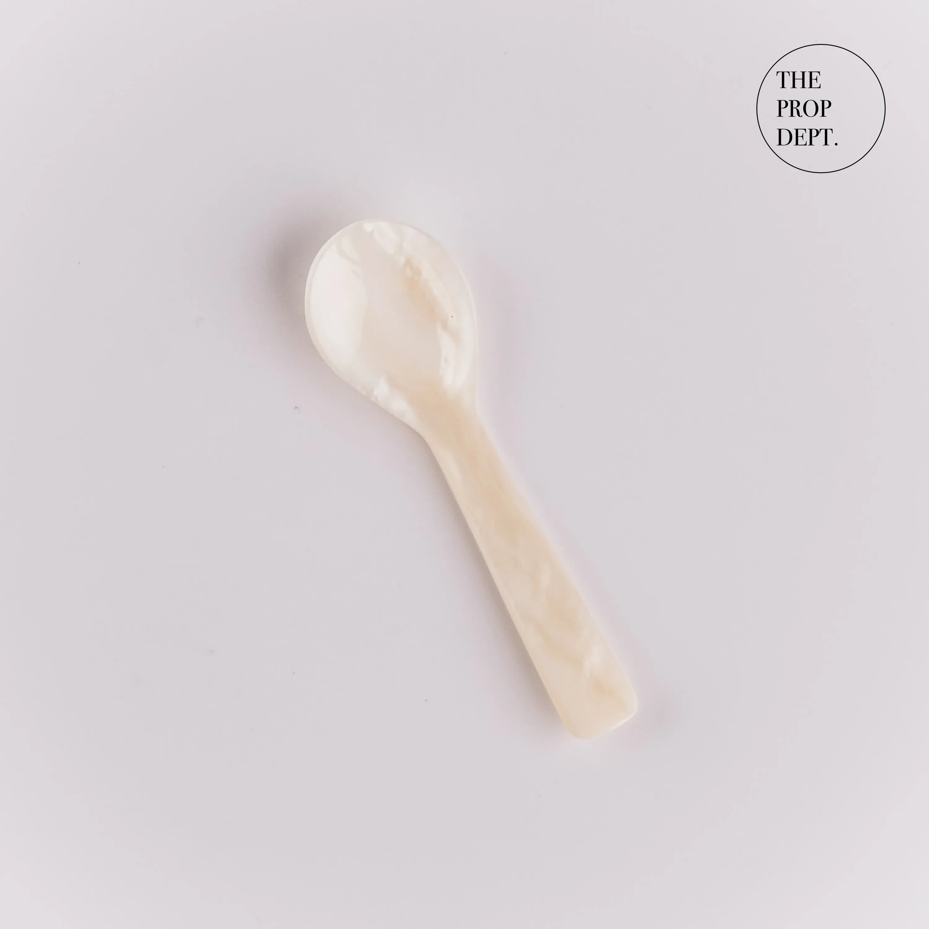 UT23-0391 - White Shell Spoon - 2.75" (L)