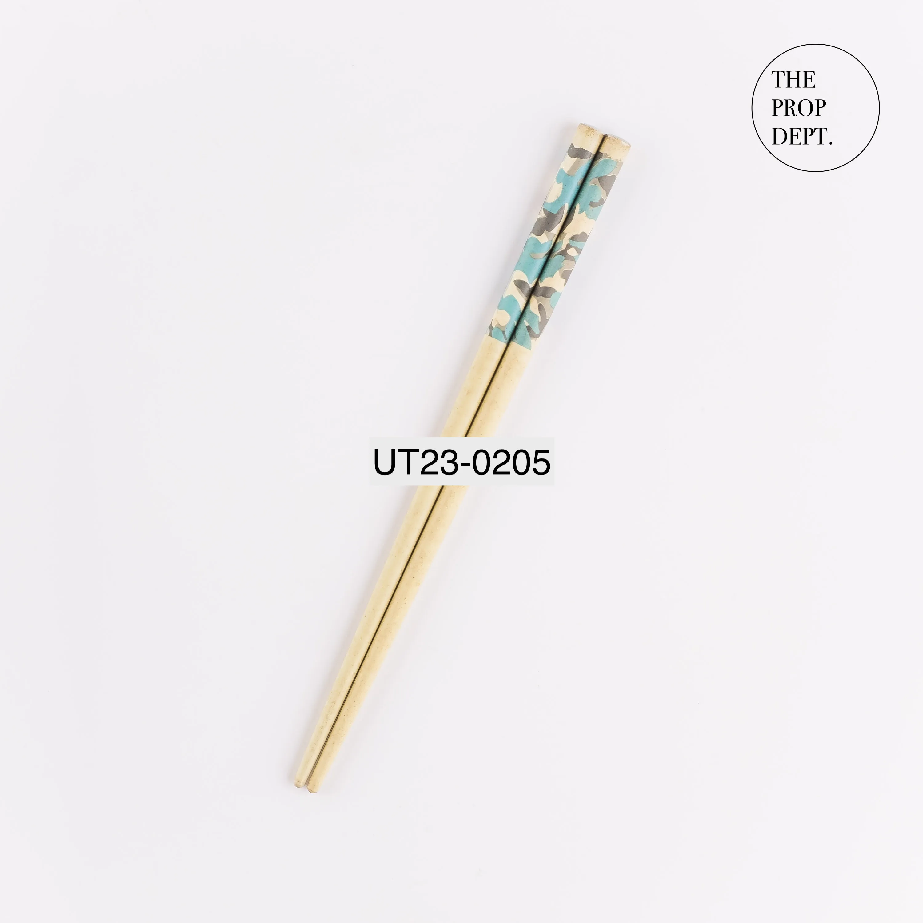 UT23-0205 - Yellow Blue Plastic Chopsticks - 7.5" (L)