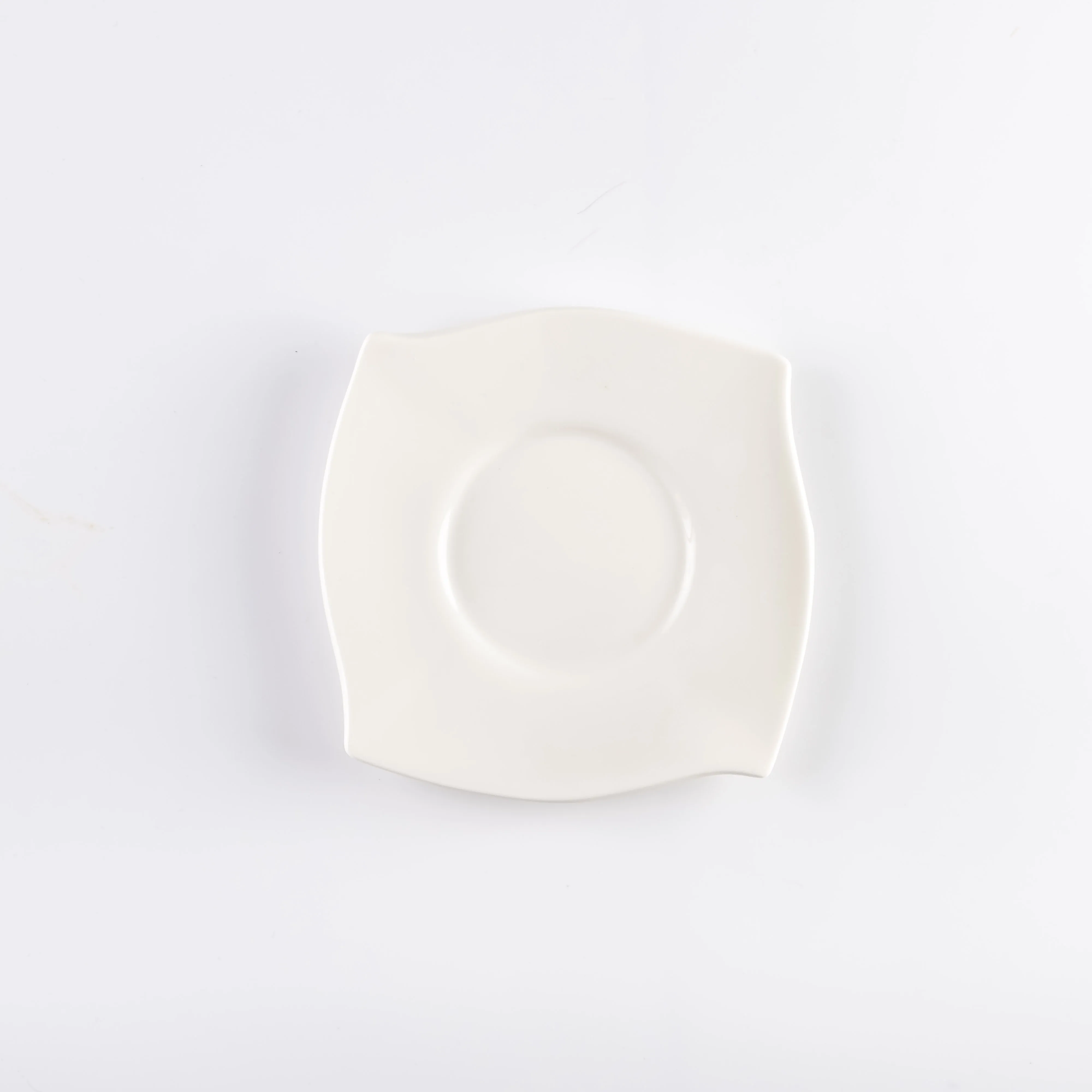PL21-0210 - White Ceramic Plate - 5.5" 5.5" (LW)