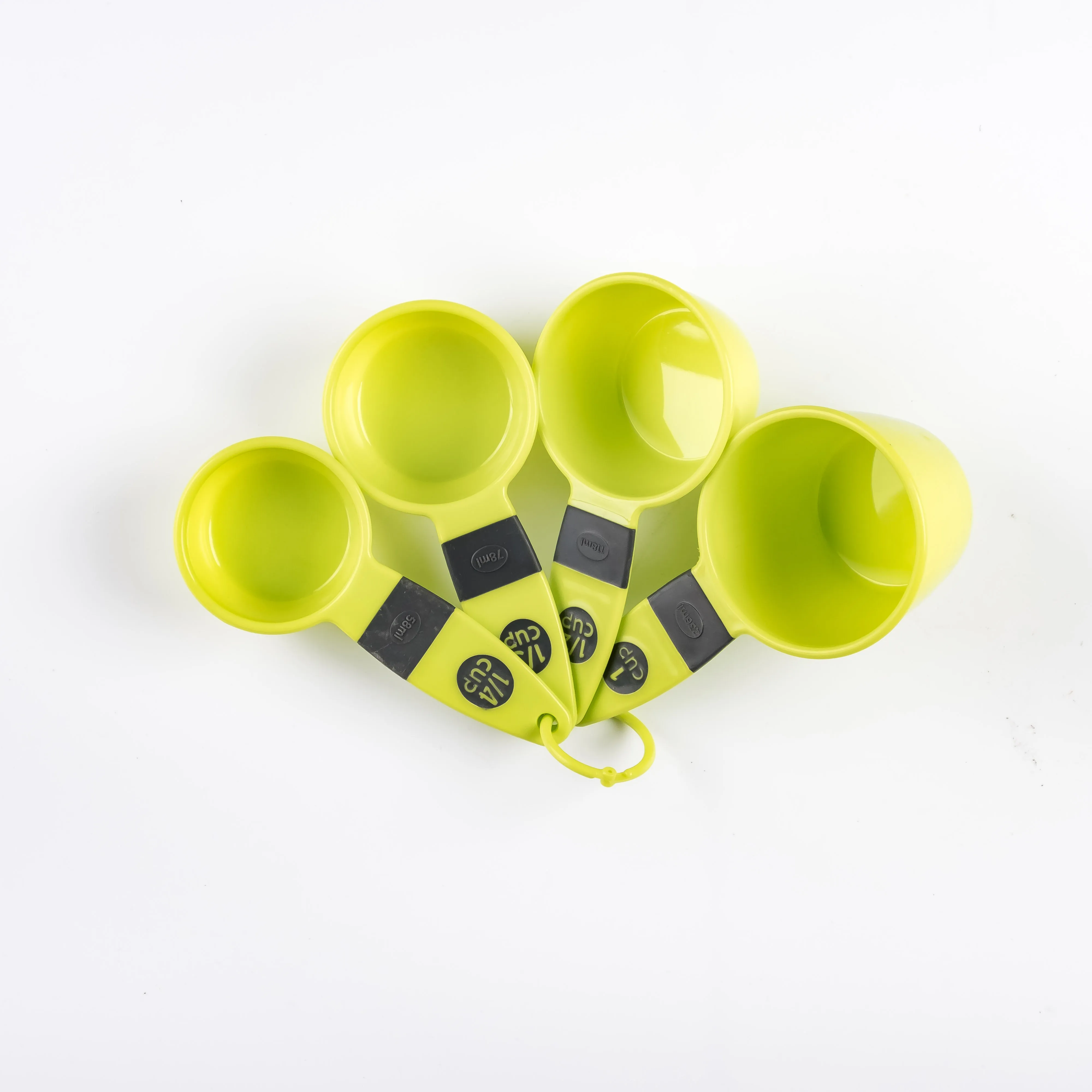 UT21-0119 - Green Plastic Measuring cups