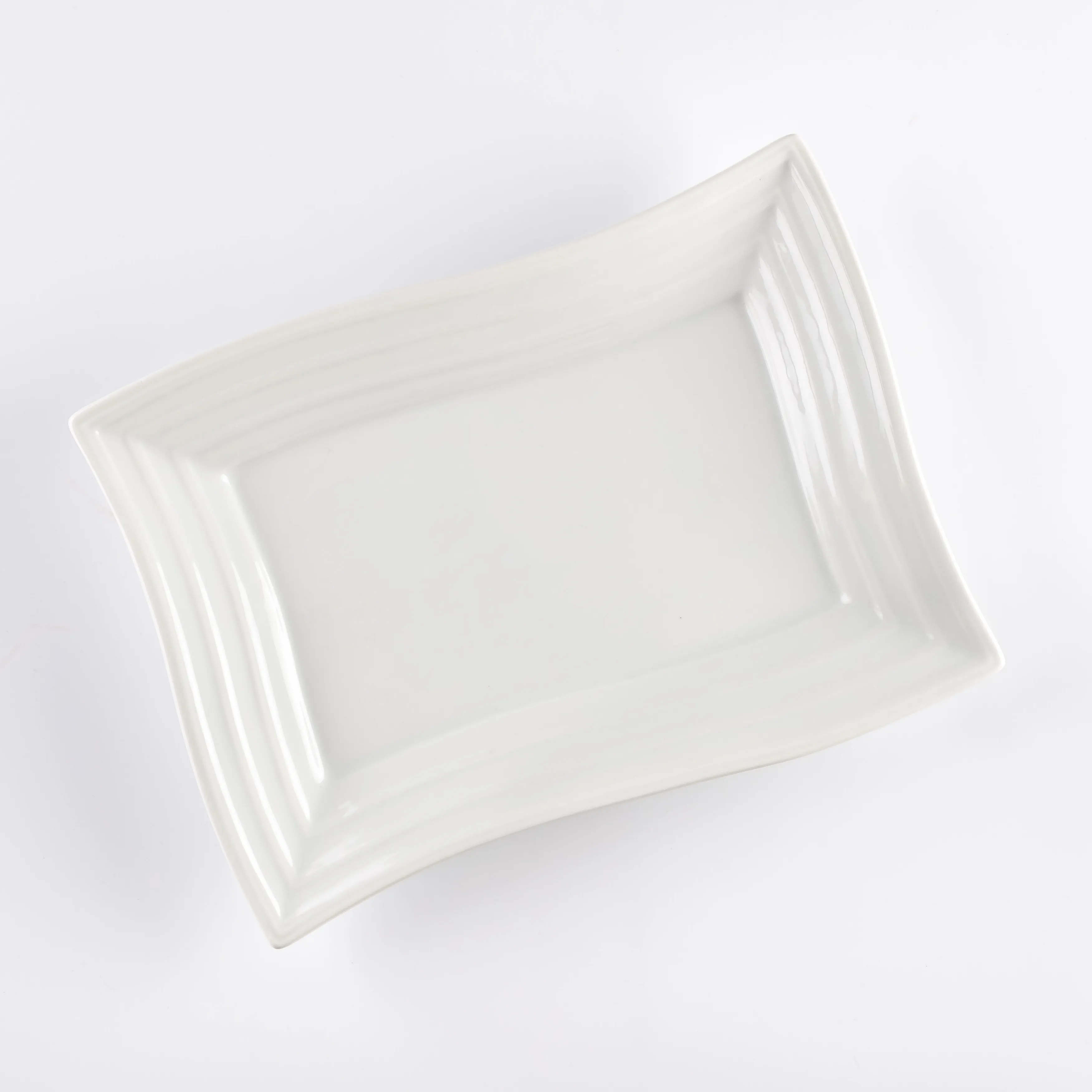 PL21-0171 - White Ceramic Plate - 10.5" 7.5" (LW)