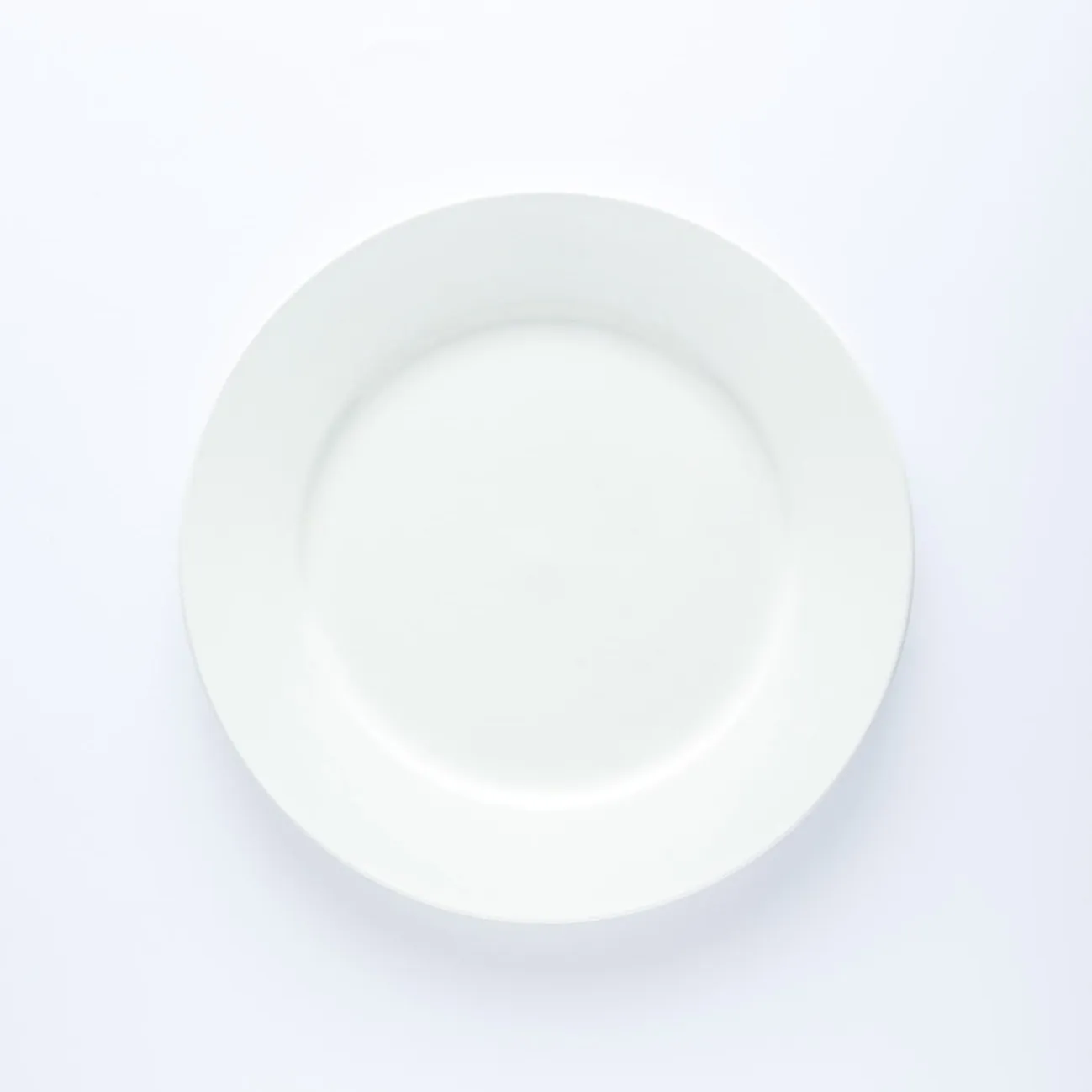 PL20-0091 - White Ceramic Plate - 6" (D)