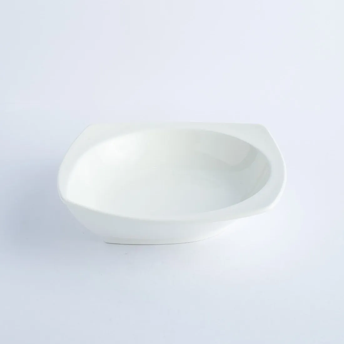 BW20-0299 - White Ceramic Ulam Bowl - 8" 8" 1.75" (LWH)