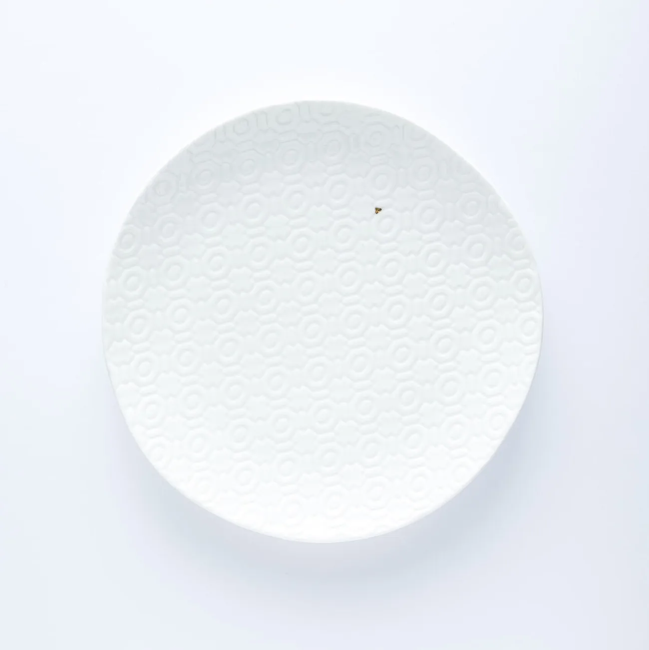 PL20-0090 - White Ceramic Plate - 8.5" (D)