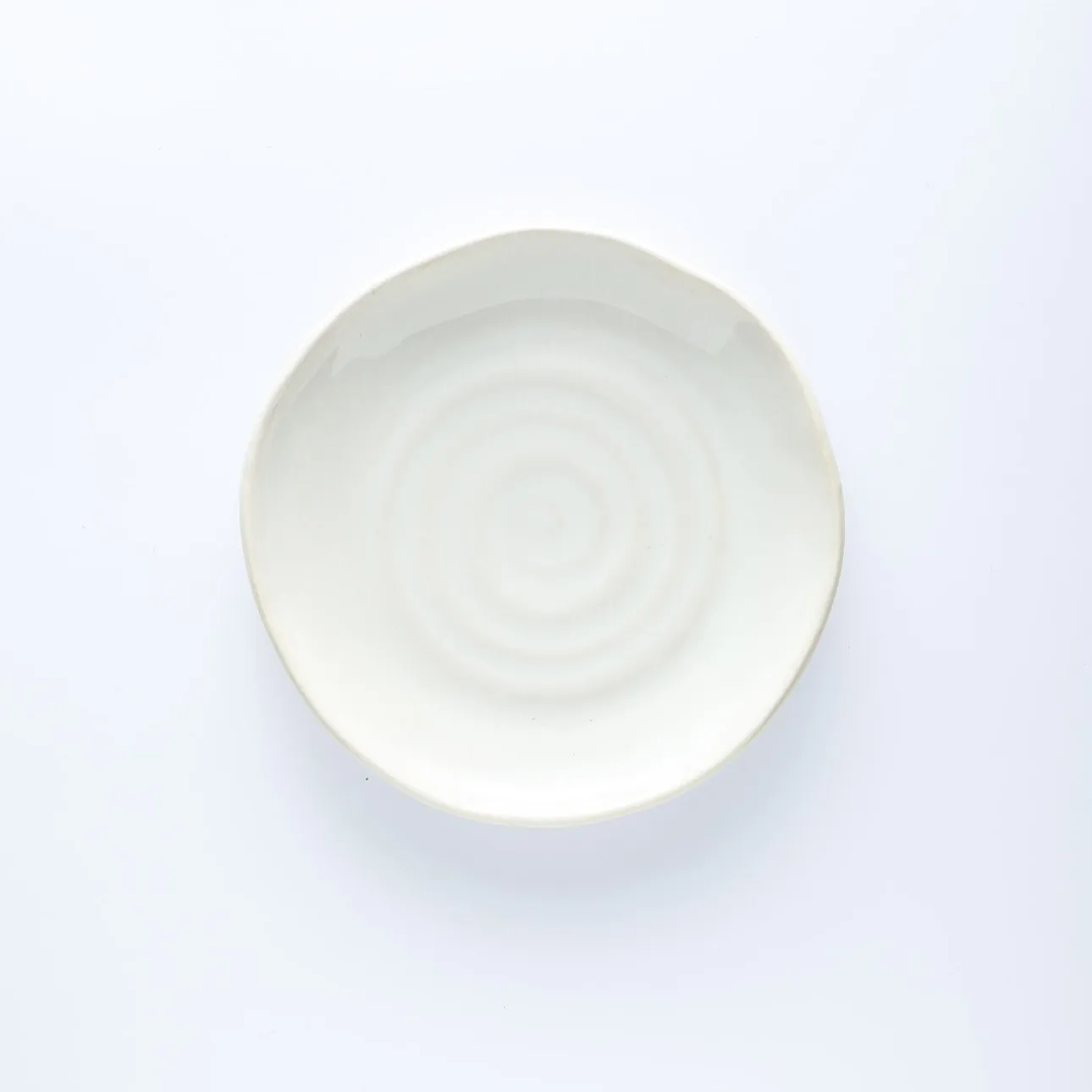 PL20-0130 - White Ceramic Plate - 7" (D)