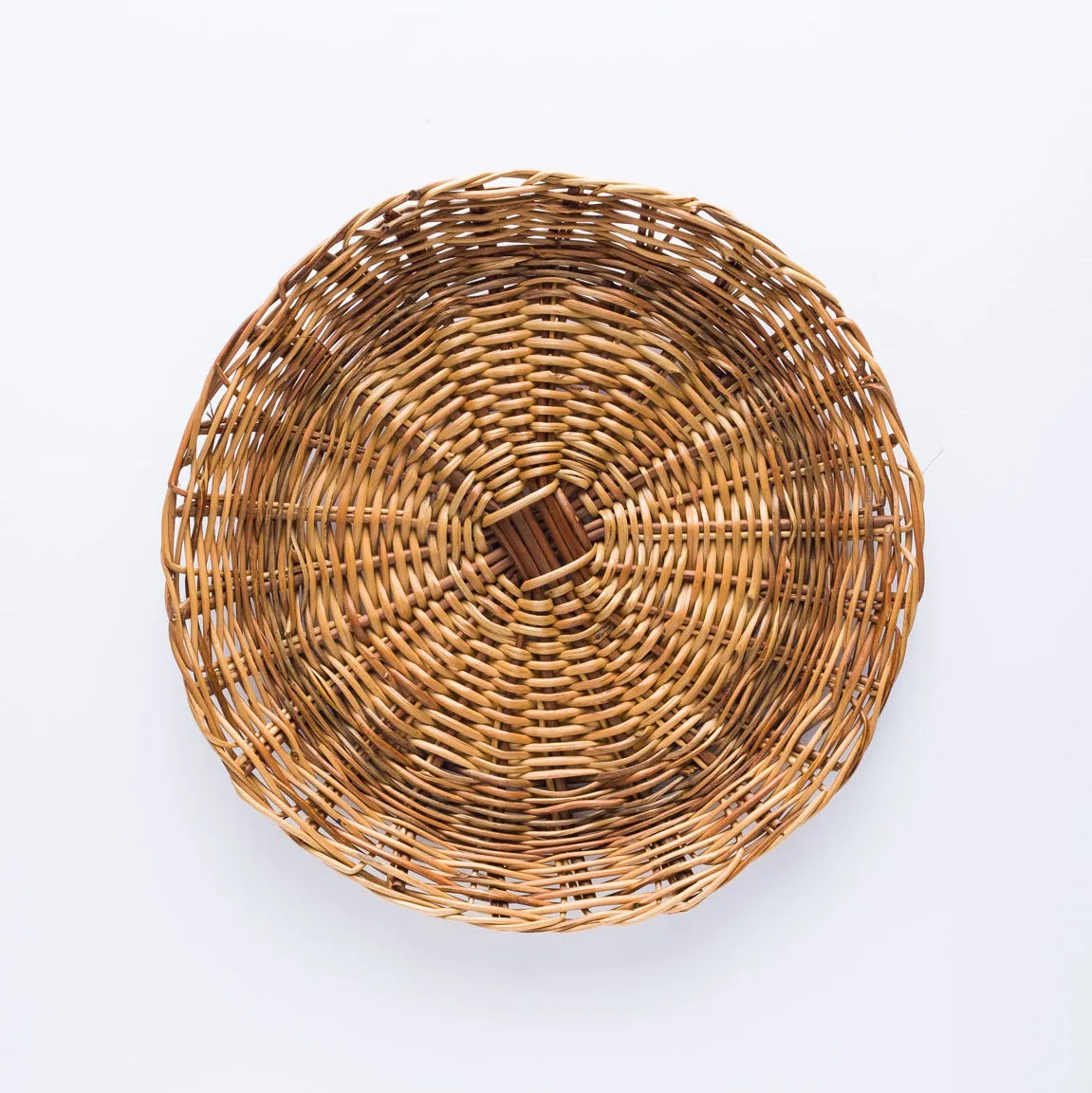 WW20-0016 - Brown Fiber Wooden Wares - 9.5" (D)