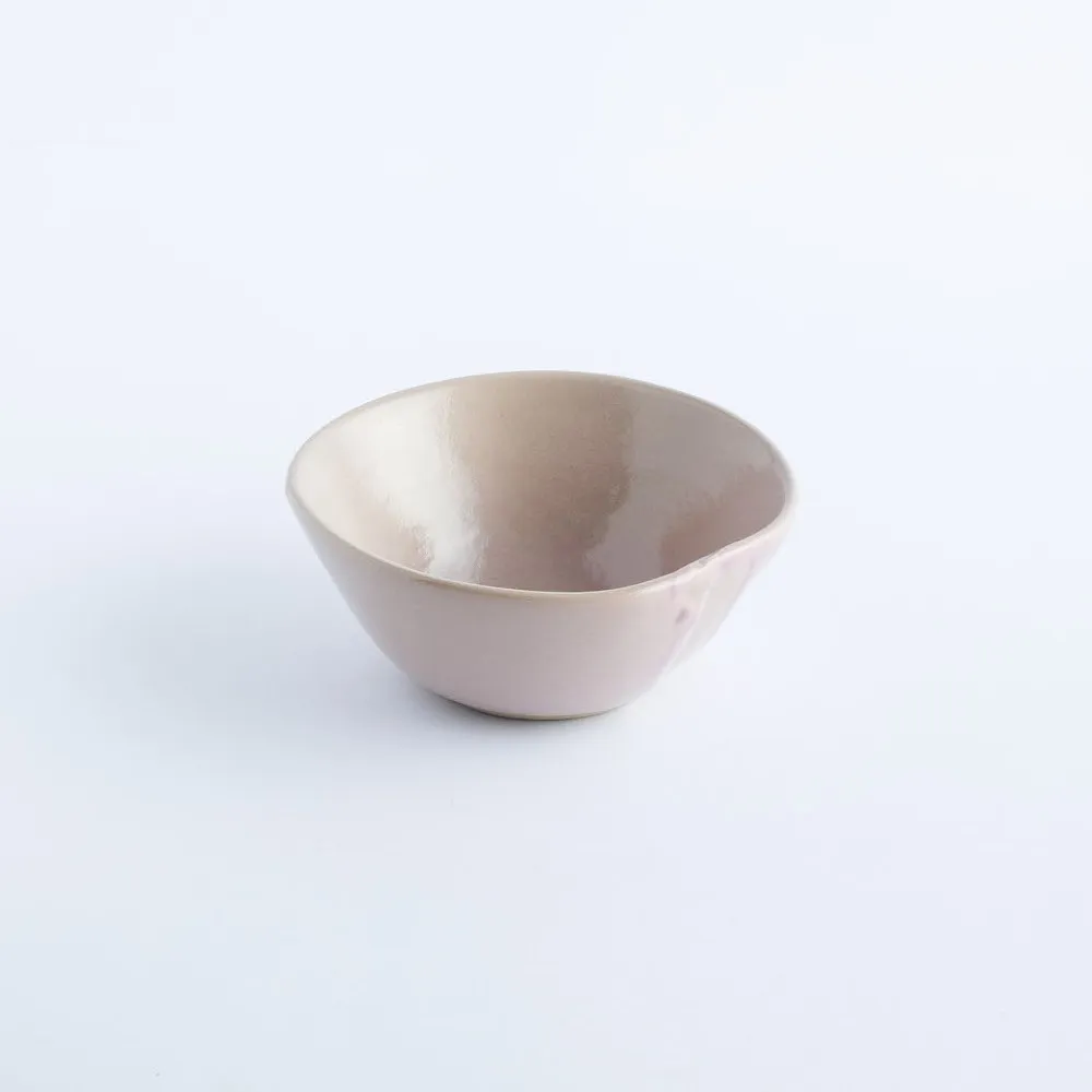 ST20-0011 - Pink Stoneware Bowl - 4.75" 2" (DH)