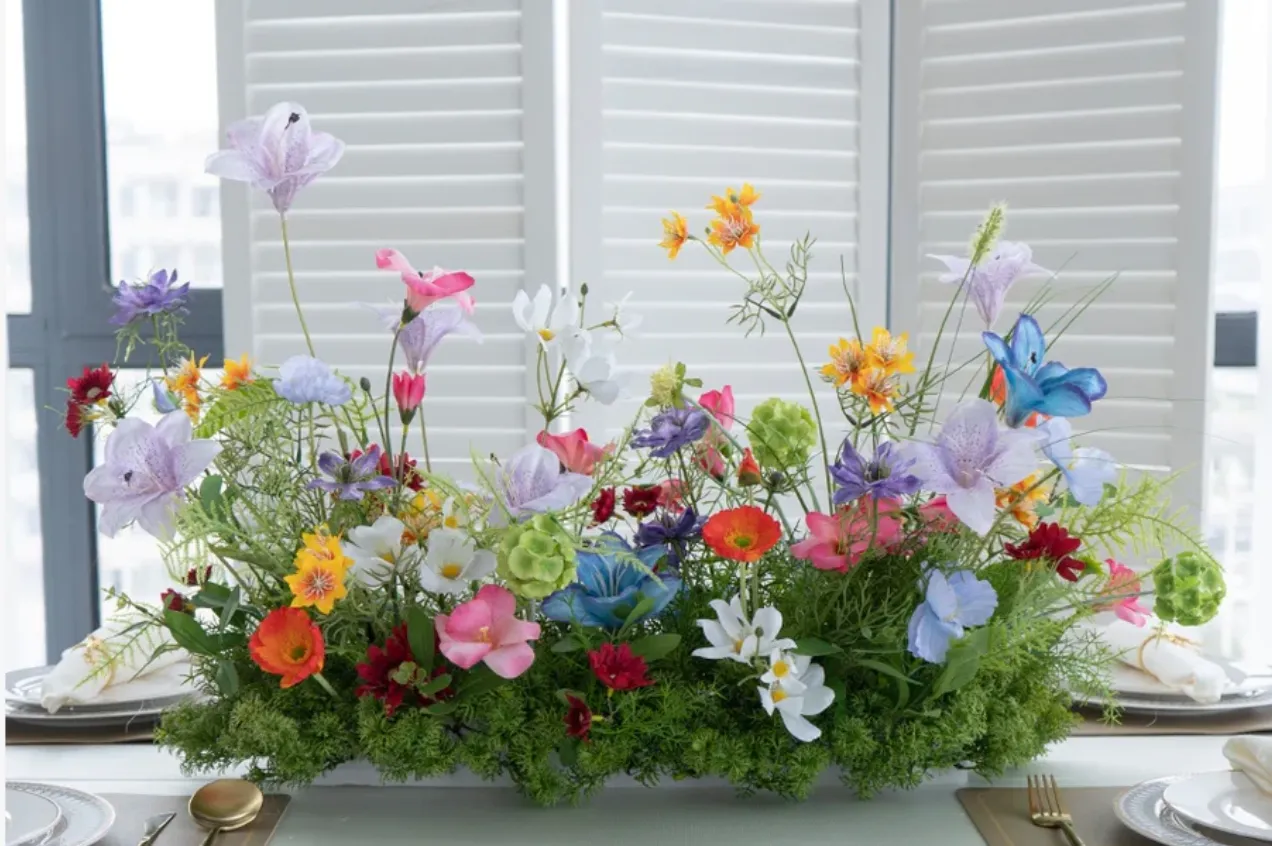 Multicolor Centerpiece