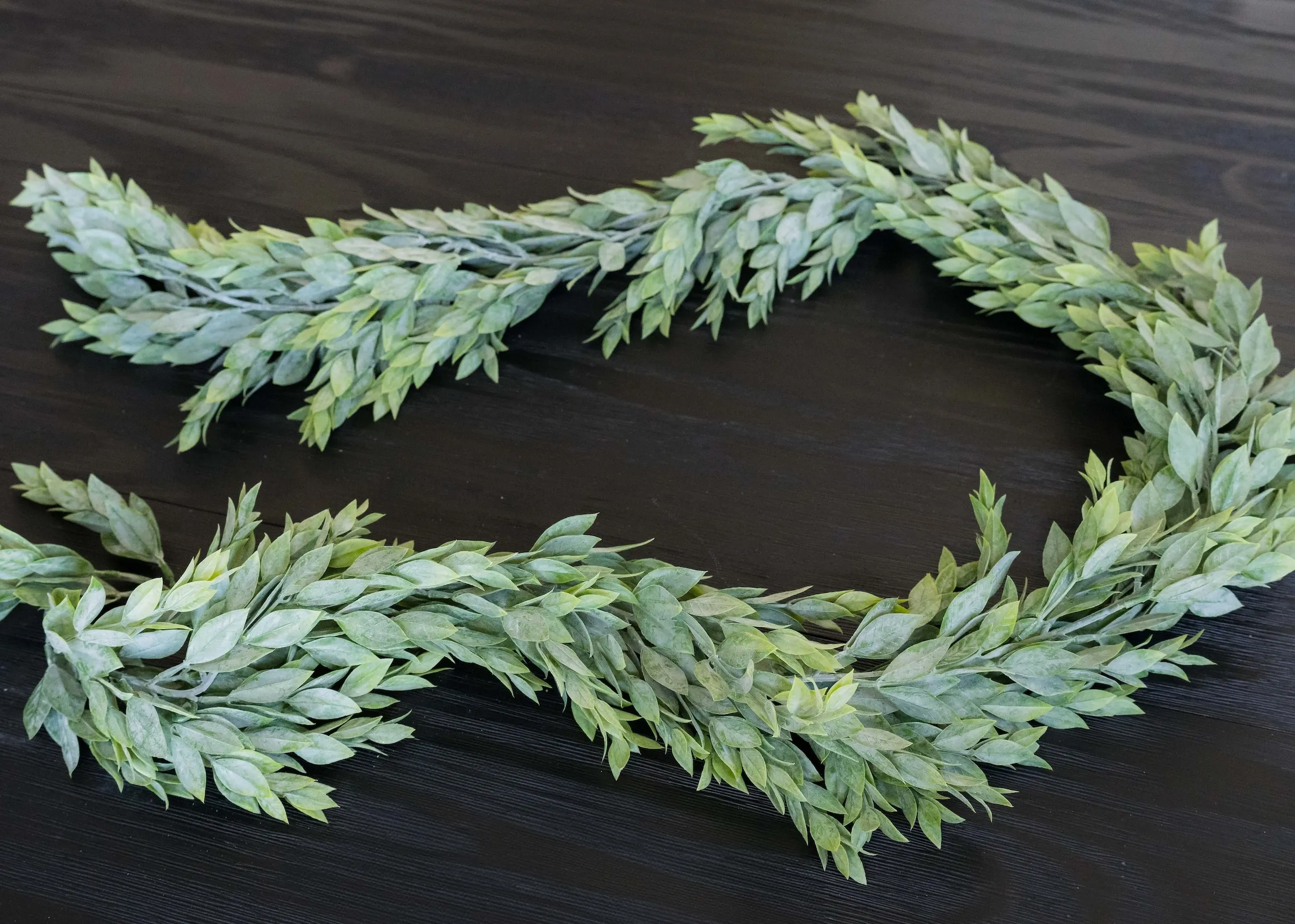 Table Garland - Dusty Bay Leaf