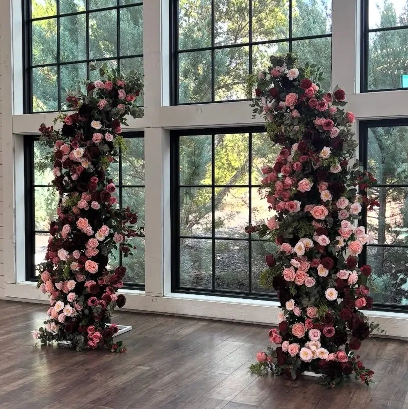 Burgundy and Pink Arch Pillars