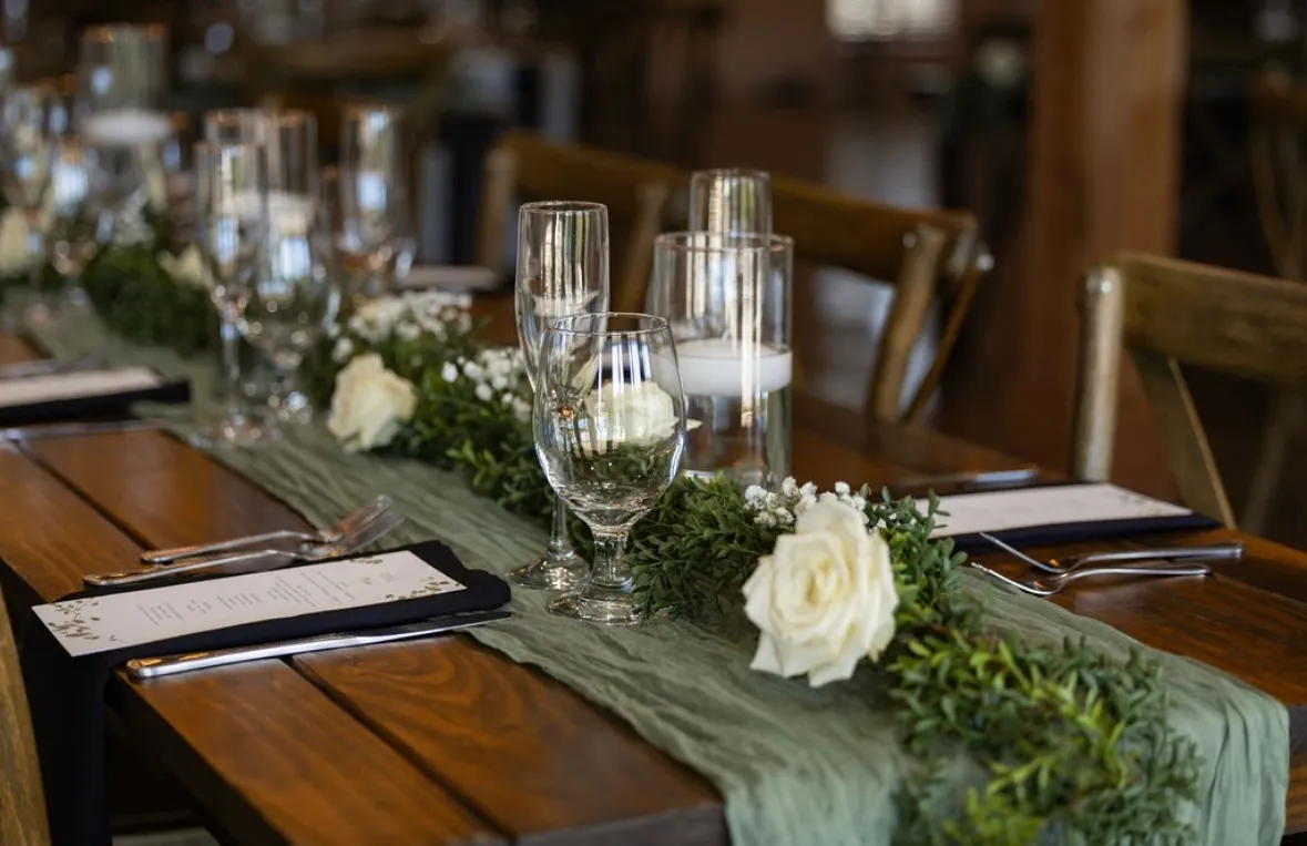 Table Garland - Brown Stem & Dark Green Leaves