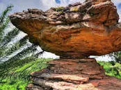 Umbrella Rock & Boti Falls Nature Experience