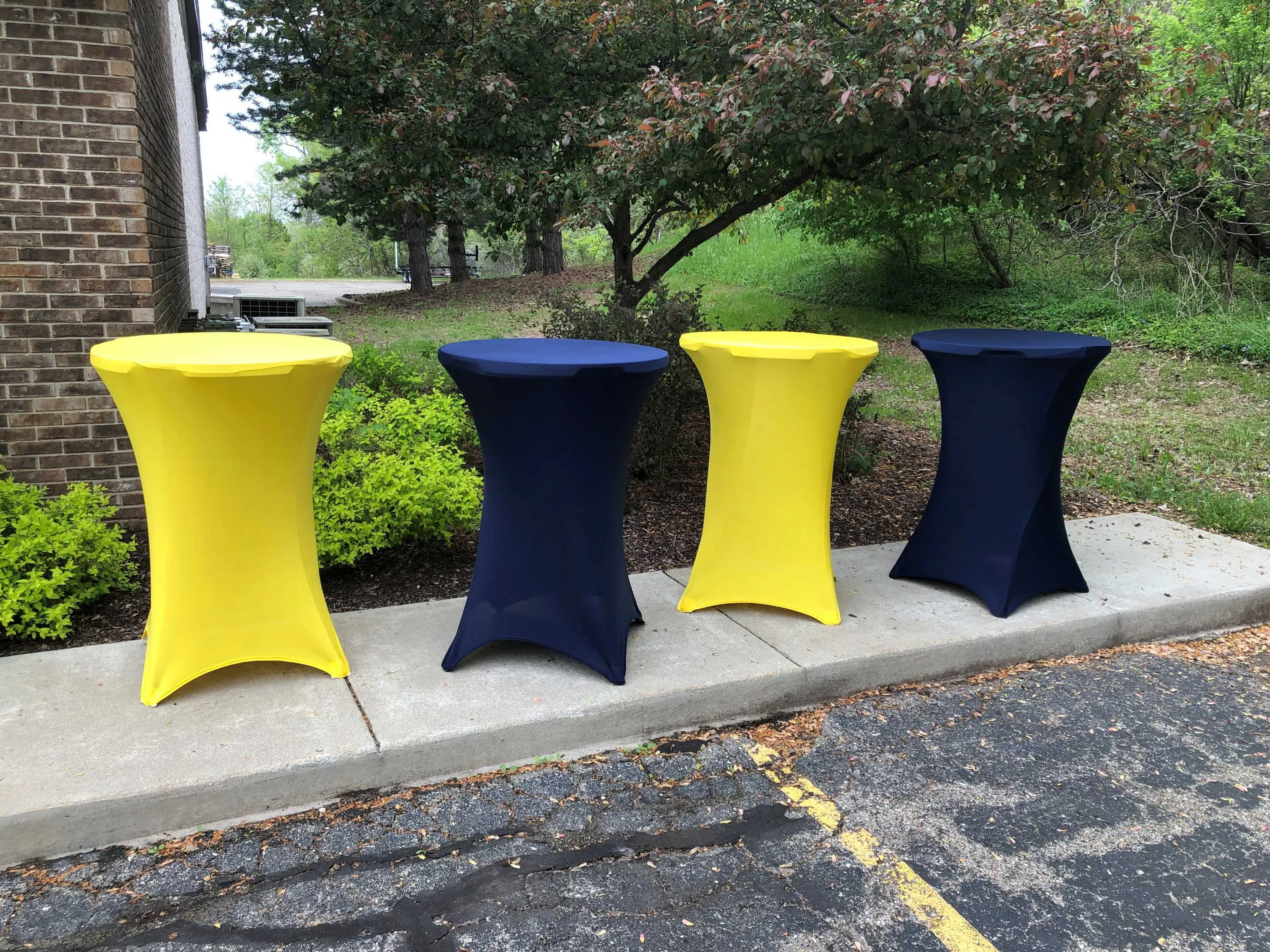 Round Bar Table 32 inch Diameter and 42 inch tall