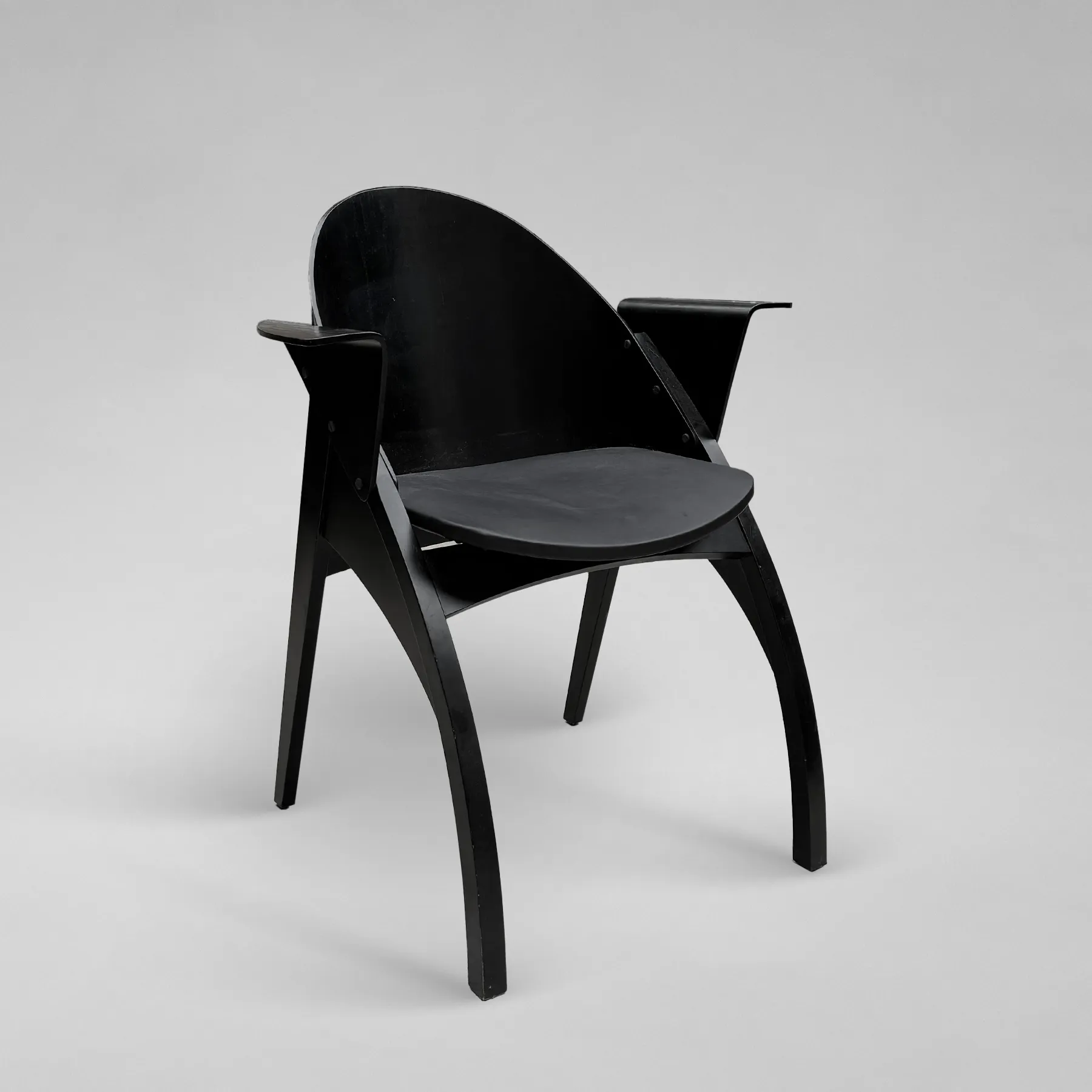Fauteuil "Galateo" avec accoudoirs de Pascal Mourgue pour Scarabat