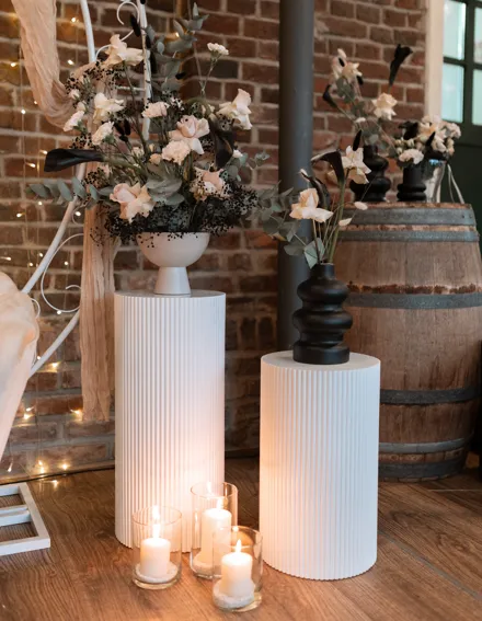 Galeriesockel - rund weiß 