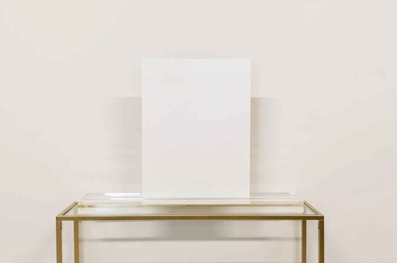 Clear Small Slot Base