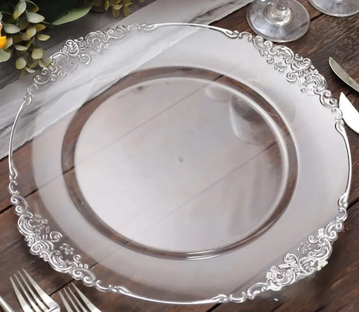CLR/SILVER Acrylic Charger Plates 13"