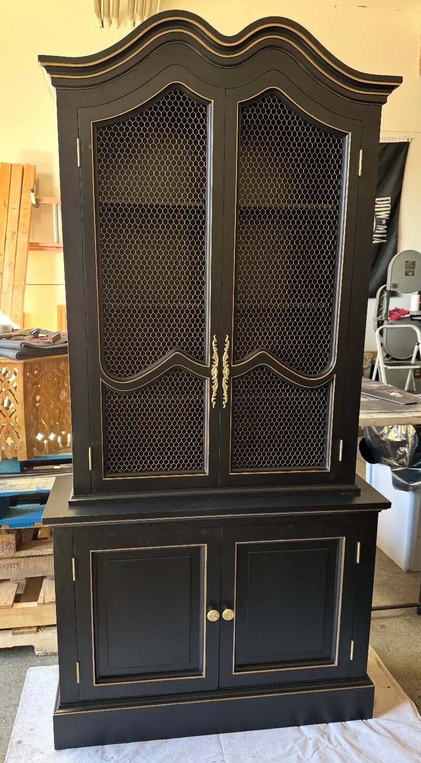 Black/Gold Cabinet