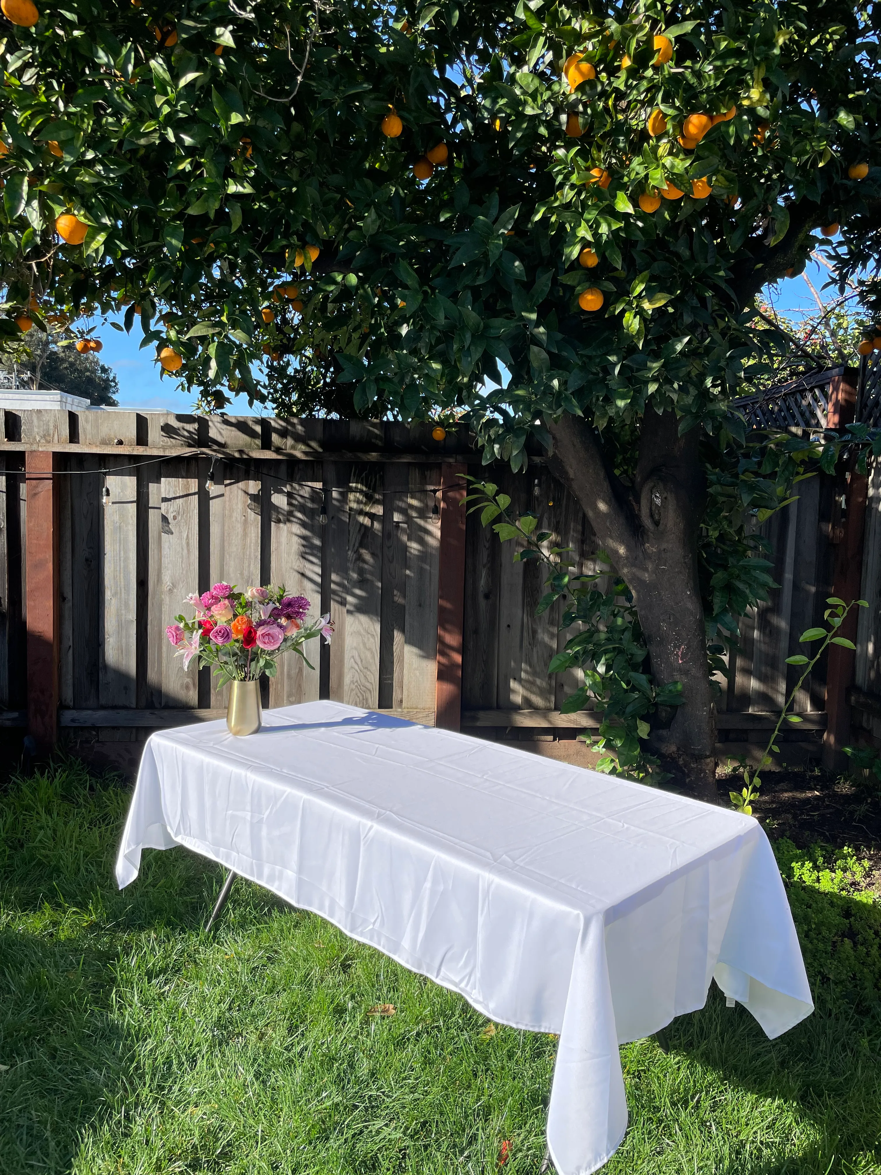 White Tablecloth - 6' rectangular table