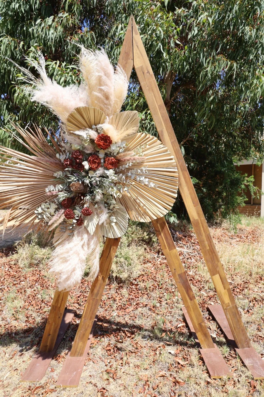 Large Natural Arbour Florals