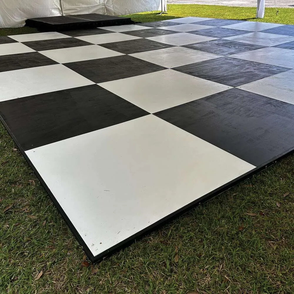 16x16 Checkered Dance Floor