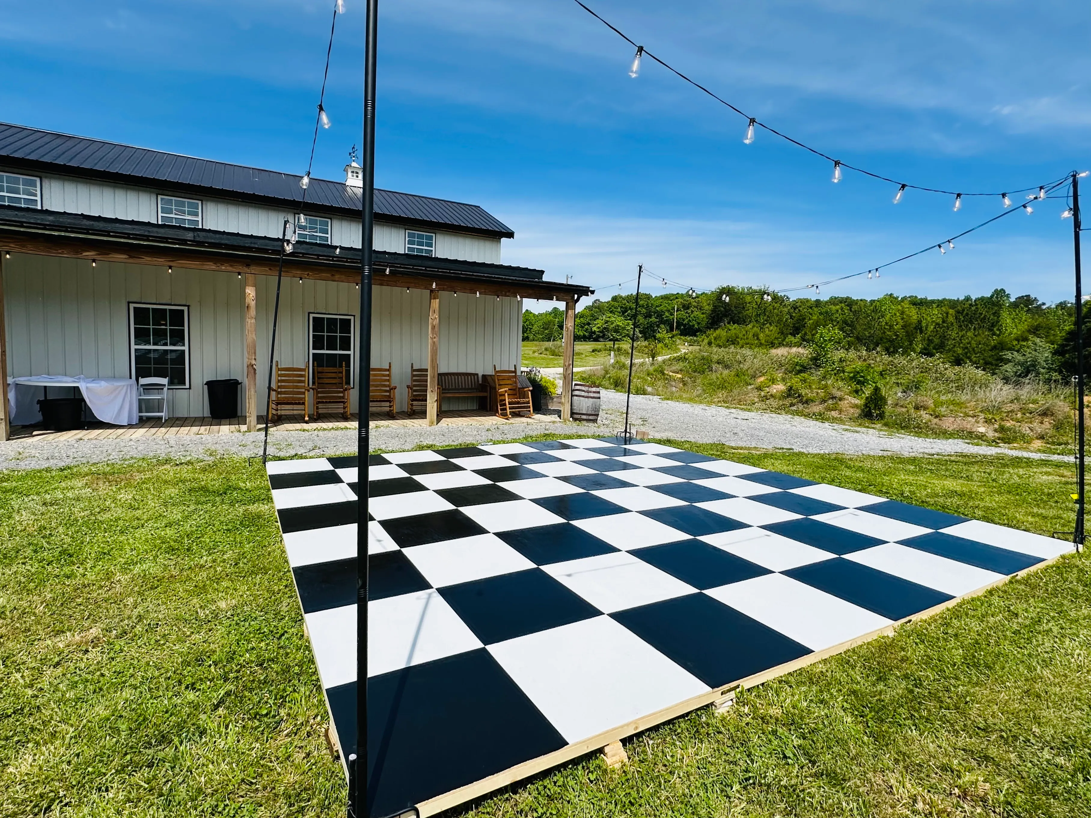 16x16 Checkered Dance Floor