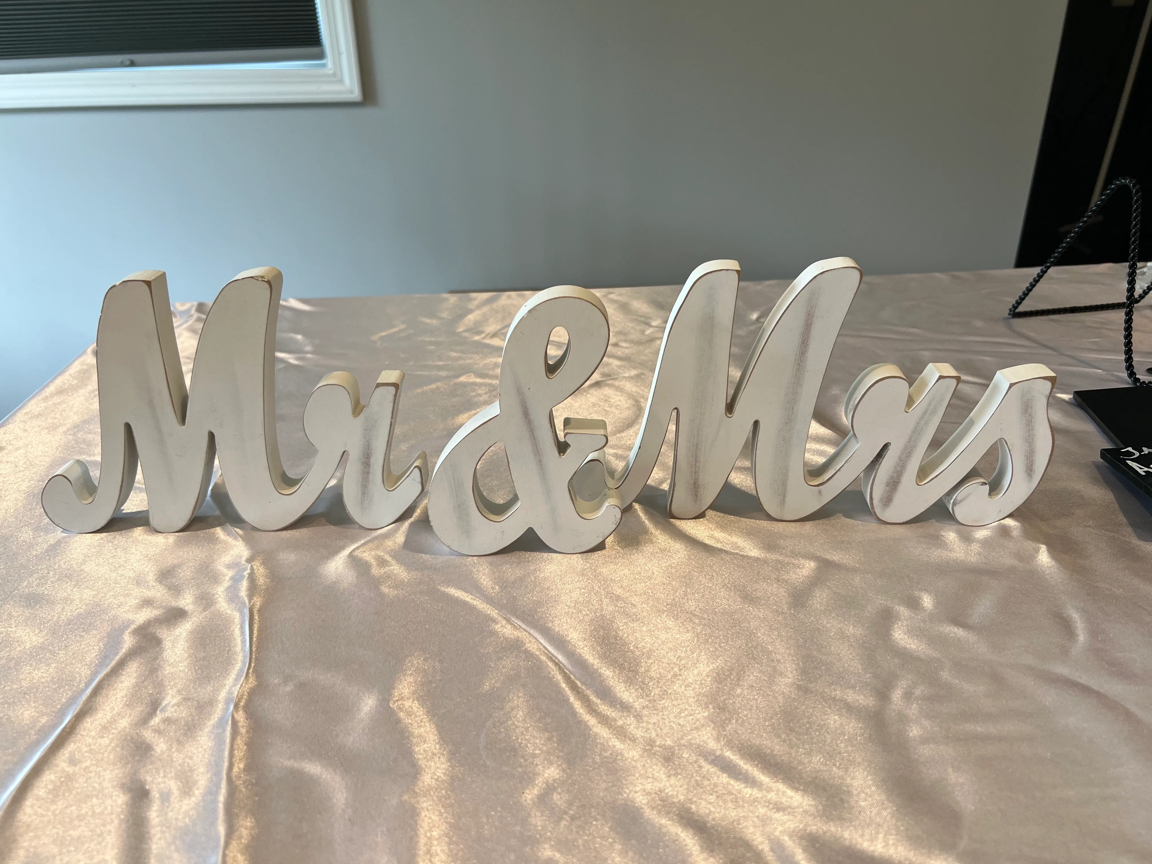 Mr & Mrs Signs