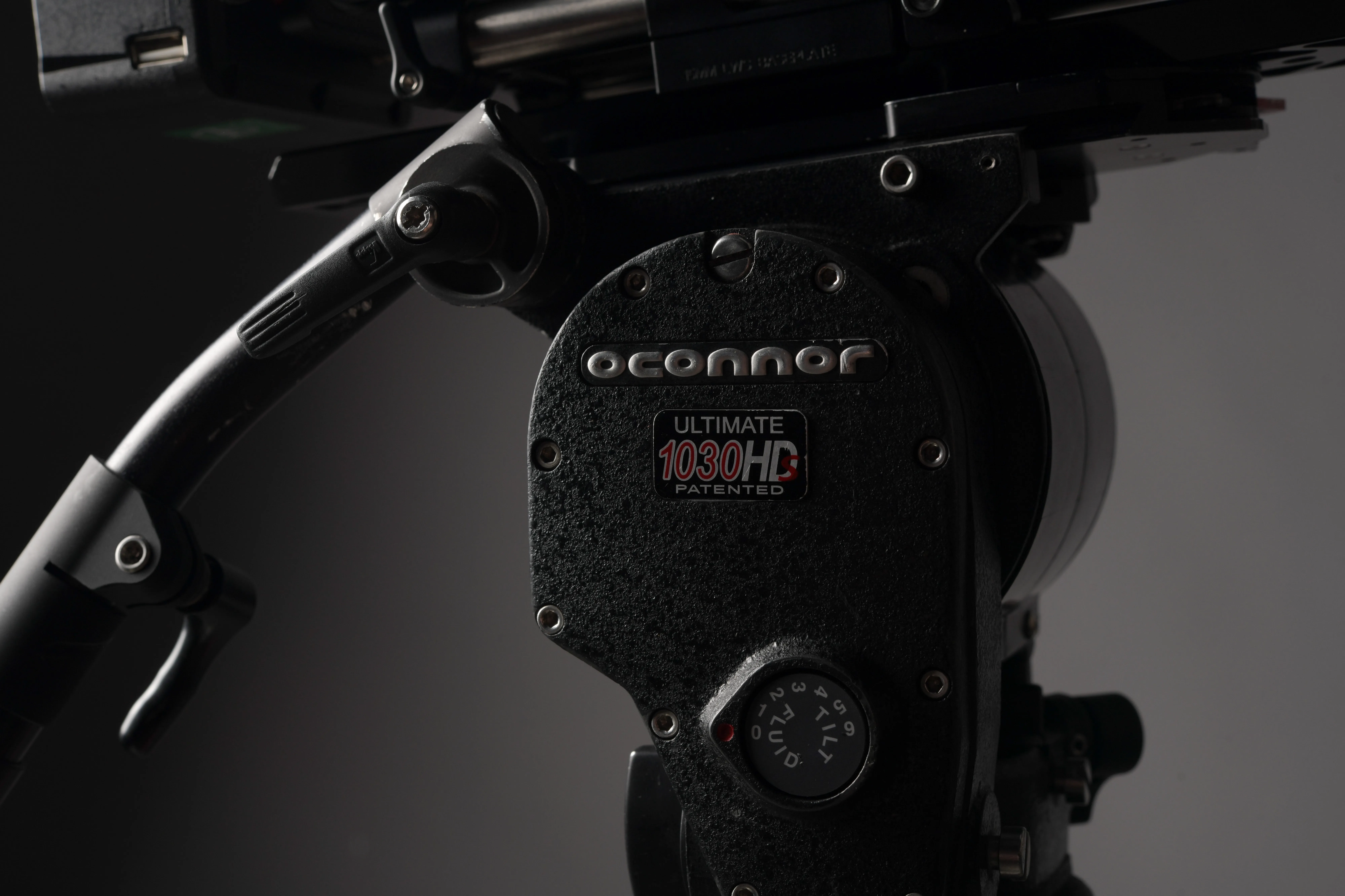 Oconnor 1030 w/ Flowtech Legs